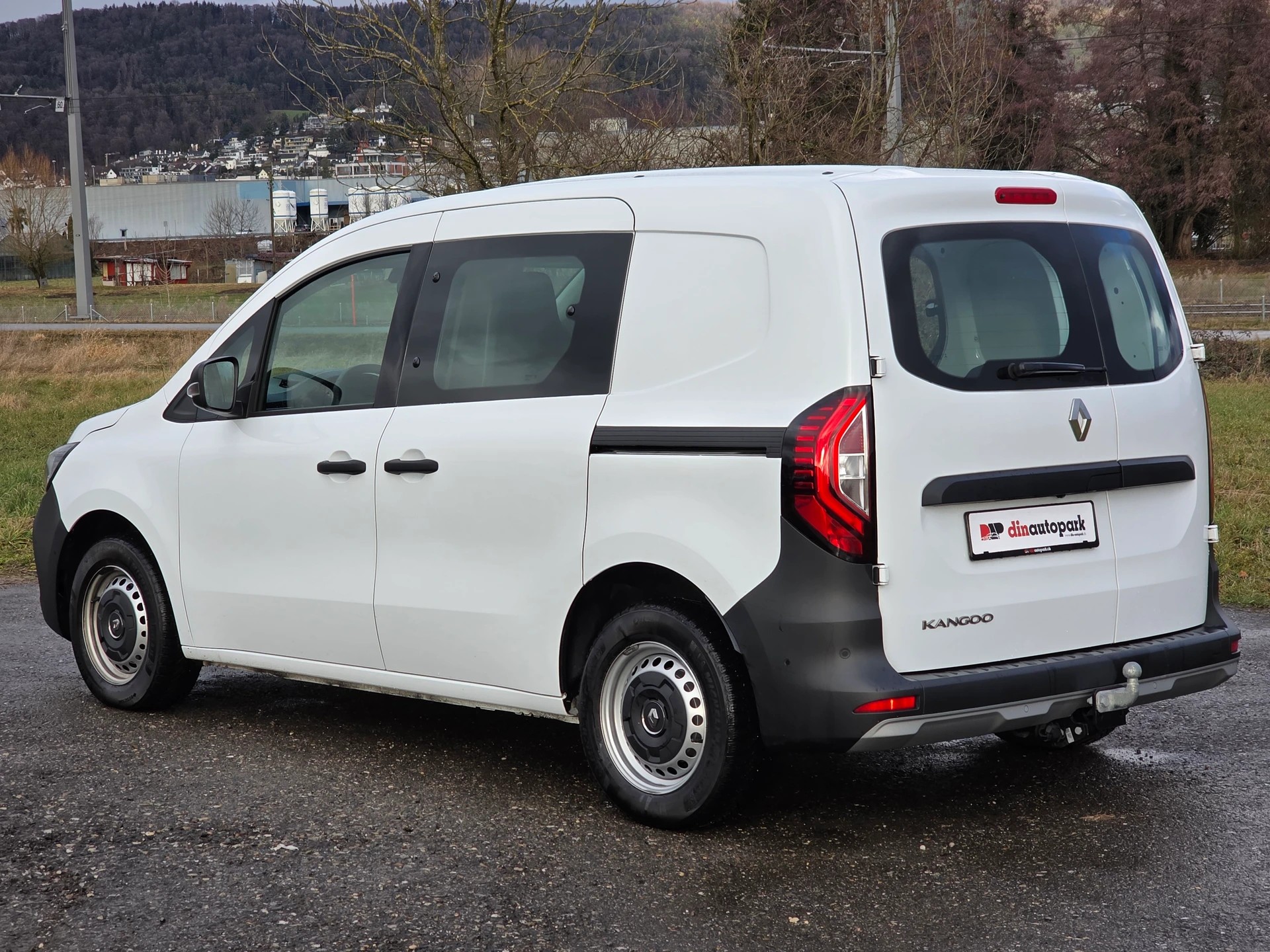 RENAULT Kangoo Van 1.5 dCi Standard 95 Extra * CH-Fahrzeug * Anhängerkupplung *-image-7