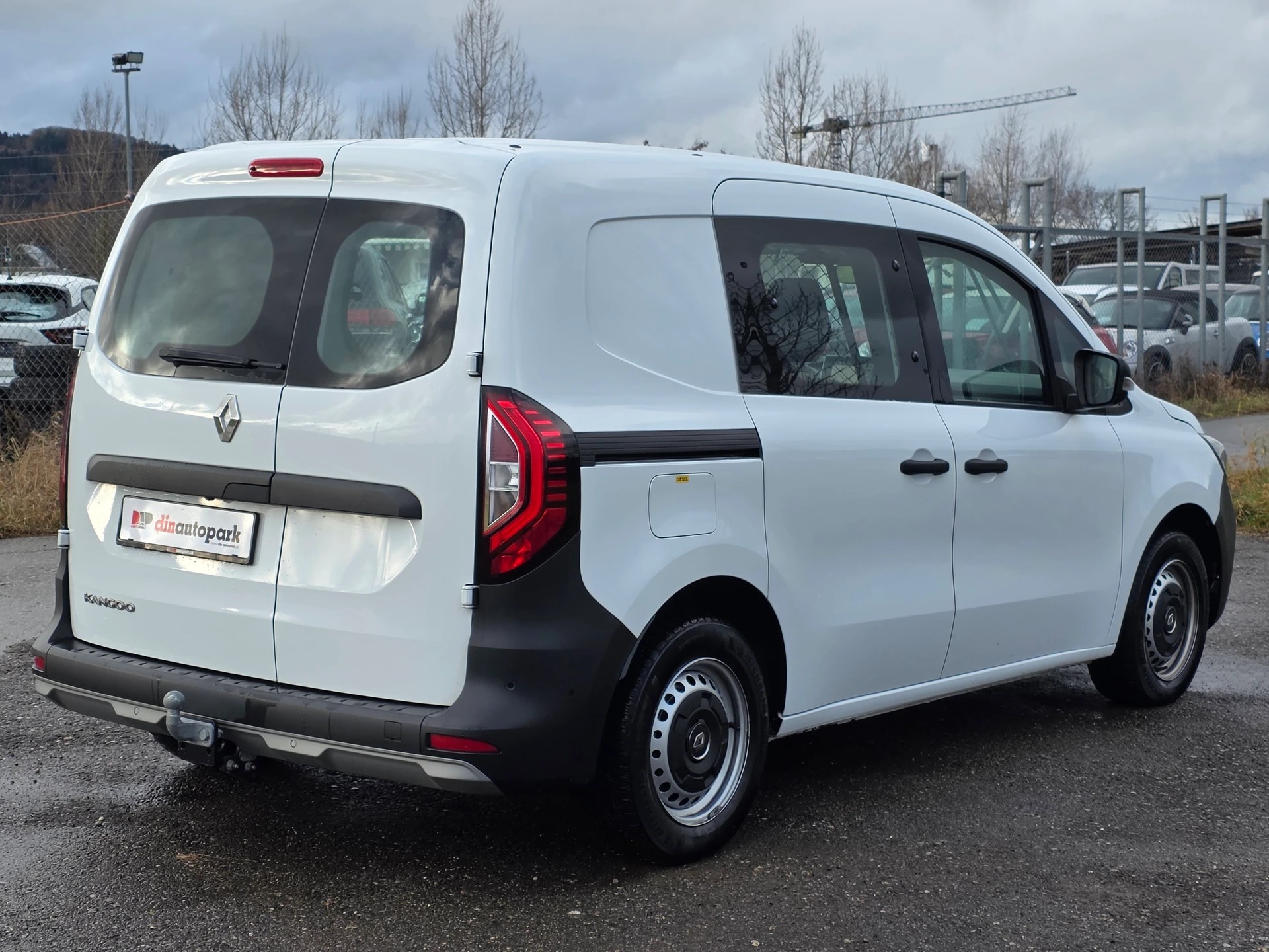 RENAULT Kangoo Van 1.5 dCi Standard 95 Extra * CH-Fahrzeug * Anhängerkupplung *-image-6