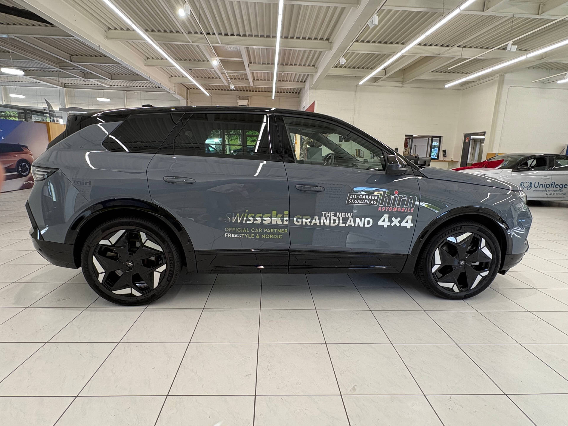 OPEL Grandland-e Ultimate AWD-image-3
