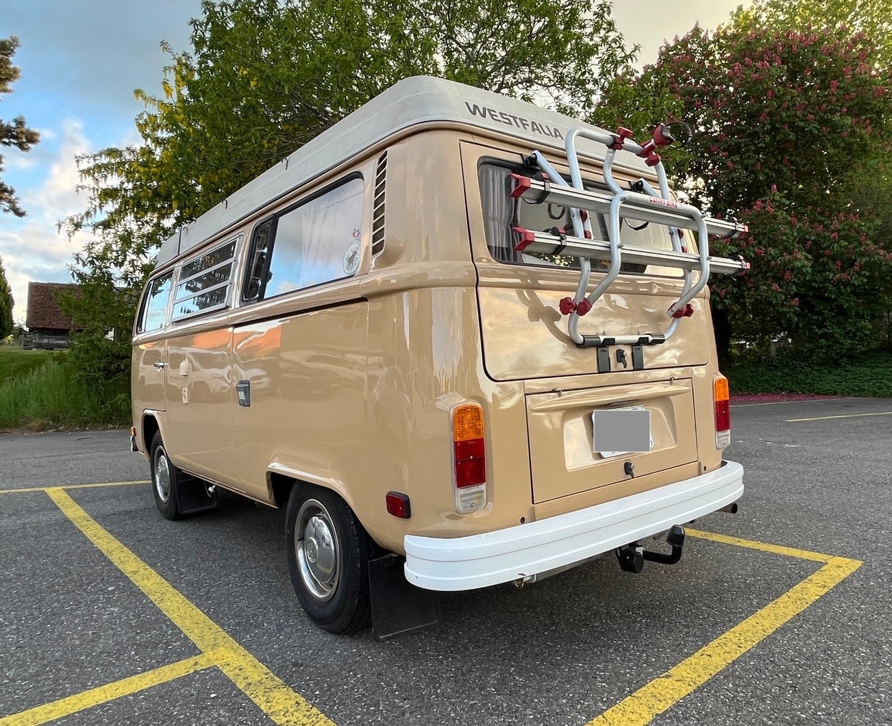 VW Westfalia T2 Campmobile-image-5