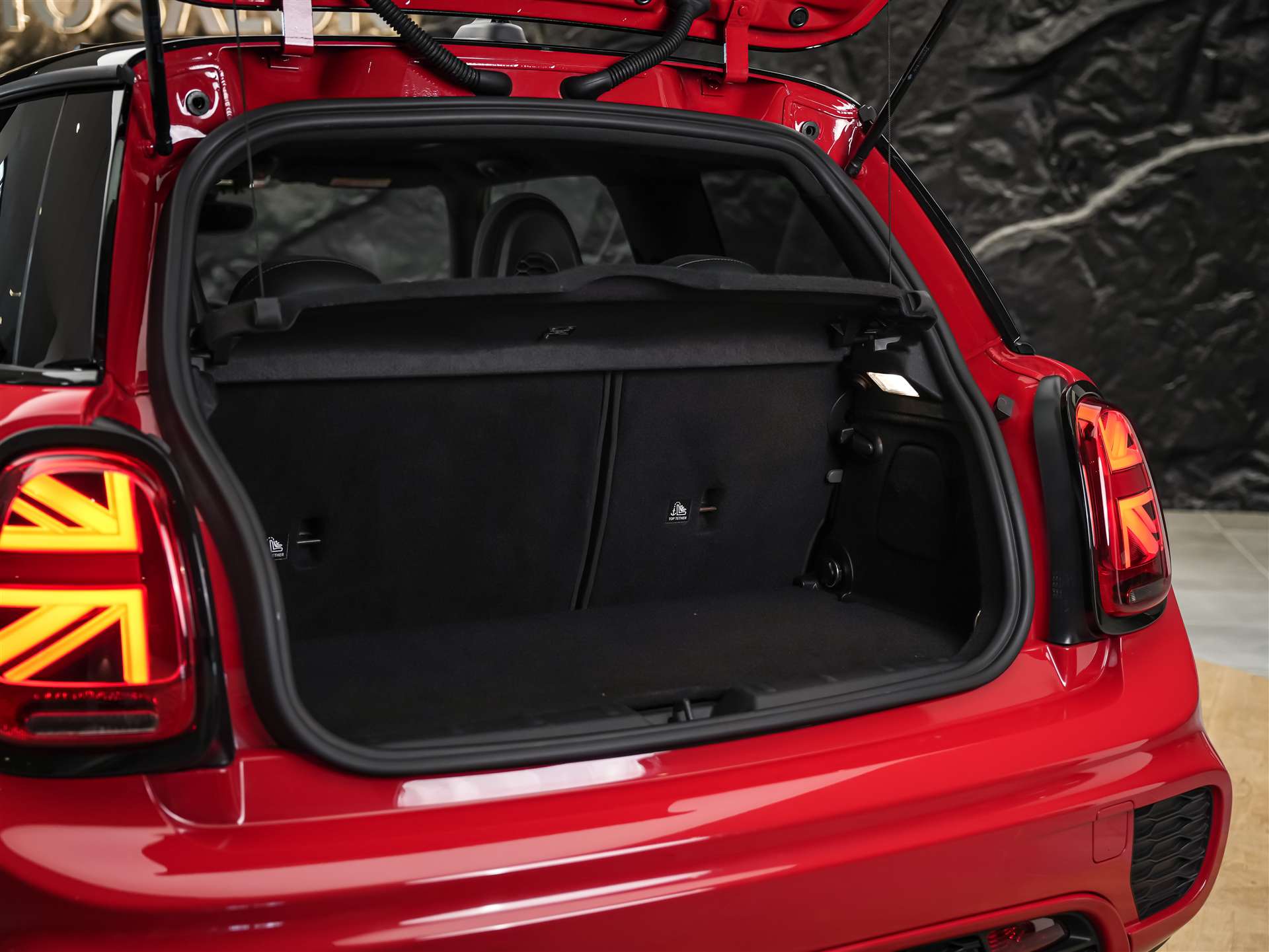 MINI Cooper S Steptronic DKG Rockingham GT 1/135 *John Cooper Works Trim*Panorama*Head-Up*-image-38