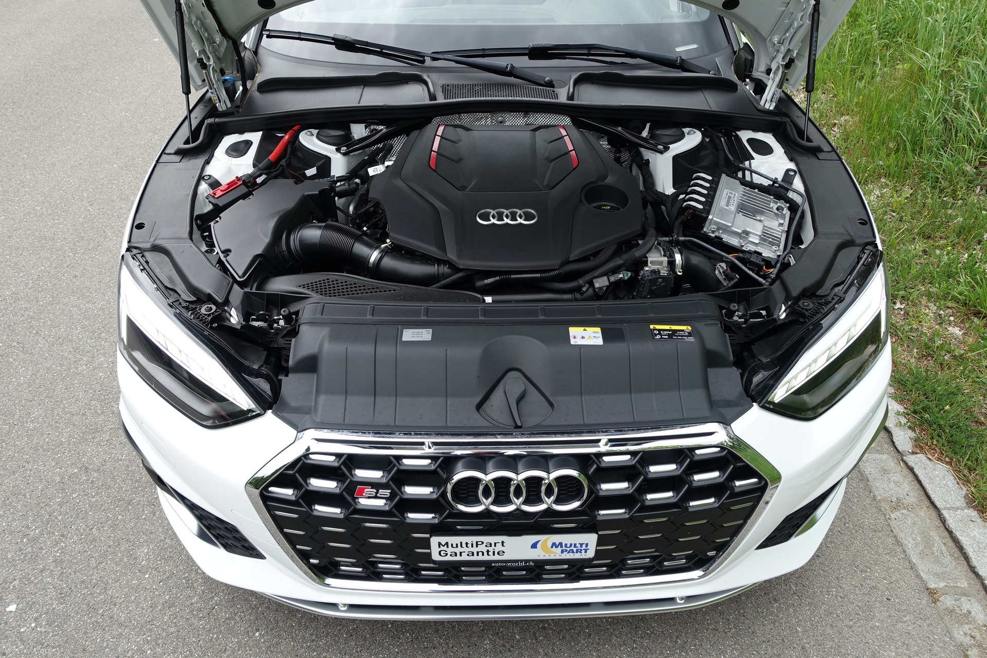 AUDI S5 Cabriolet 3.0 TFSI quattro tiptronic-image-11