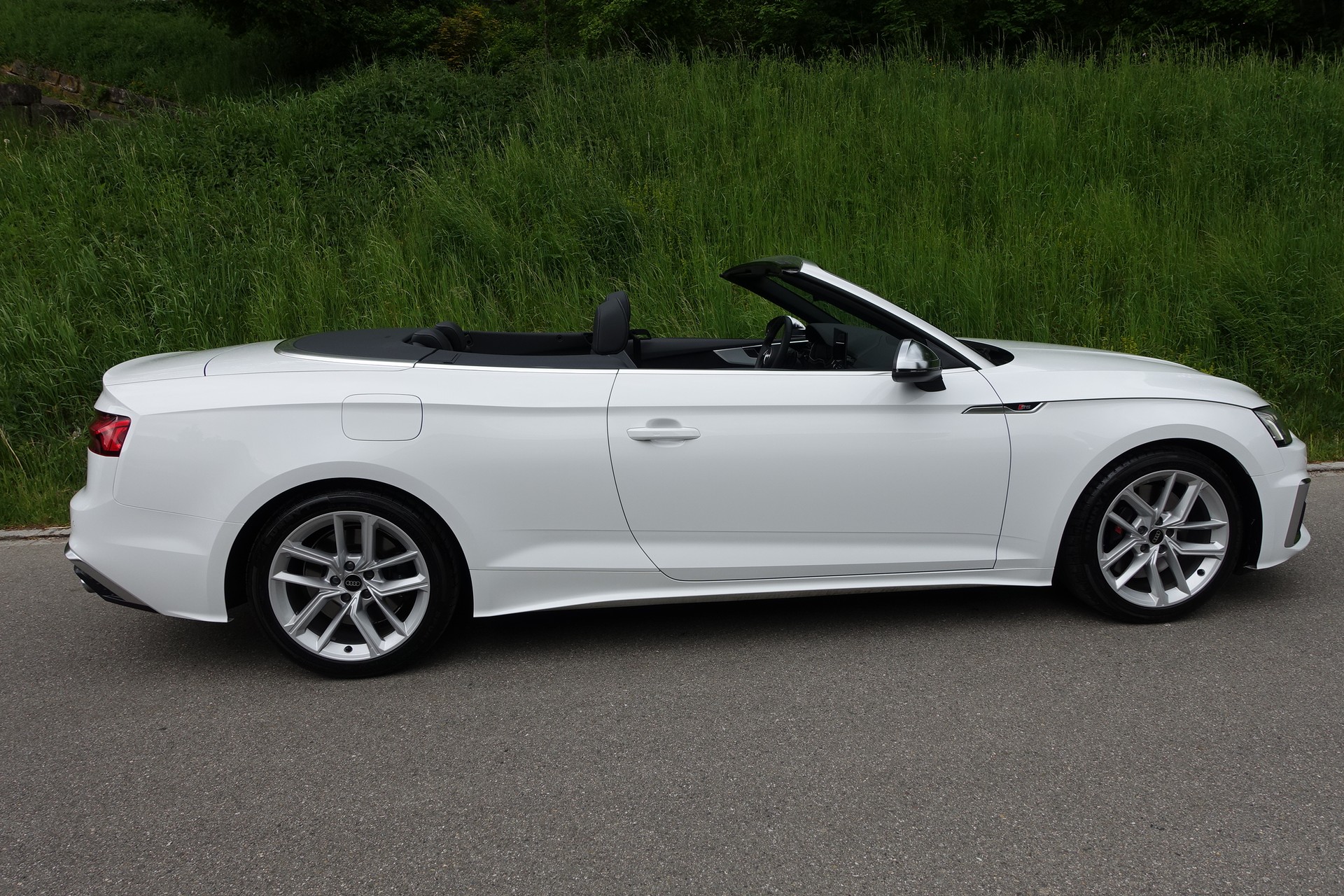 AUDI S5 Cabriolet 3.0 TFSI quattro tiptronic-image-12