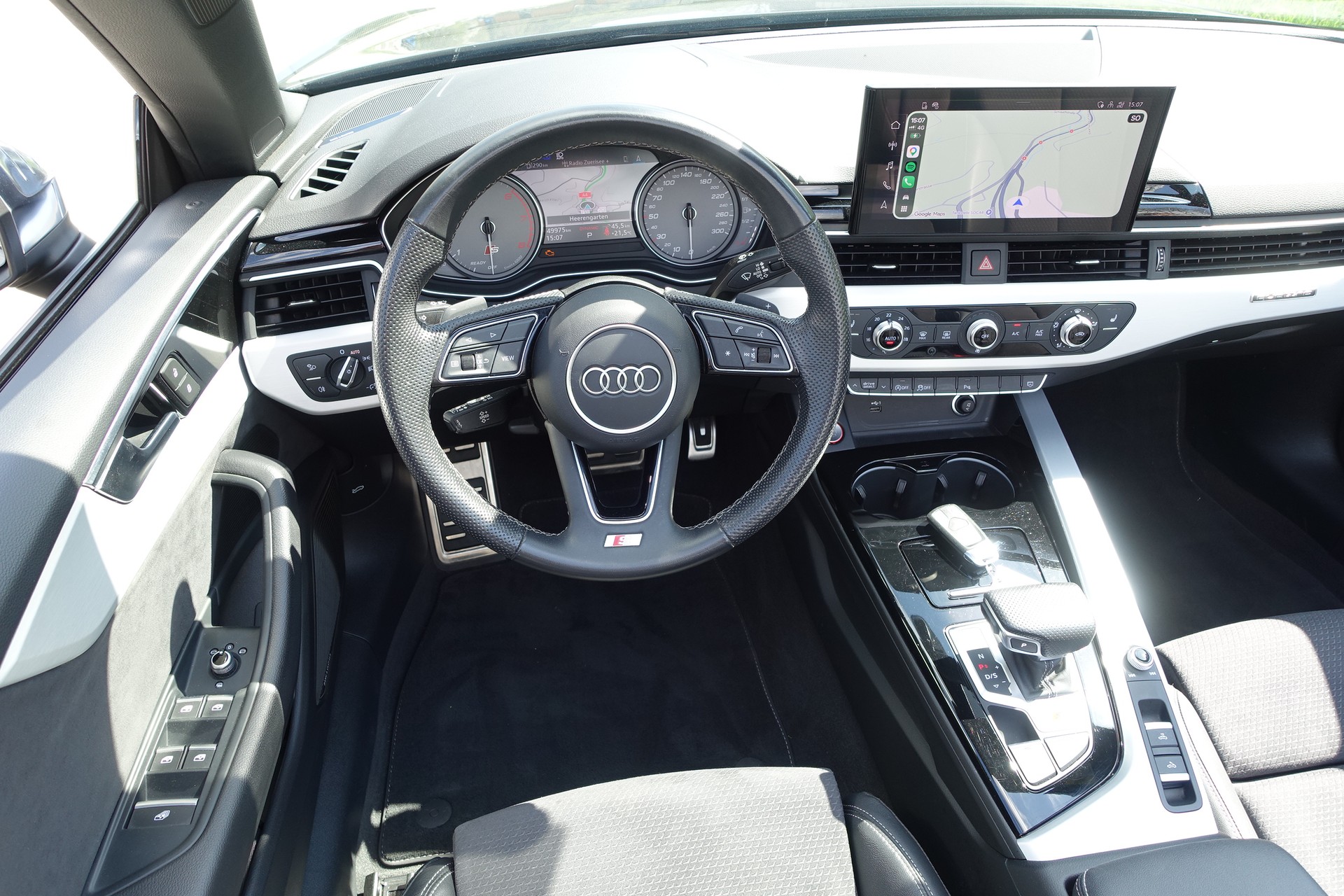 AUDI S5 Cabriolet 3.0 TFSI quattro tiptronic-image-3