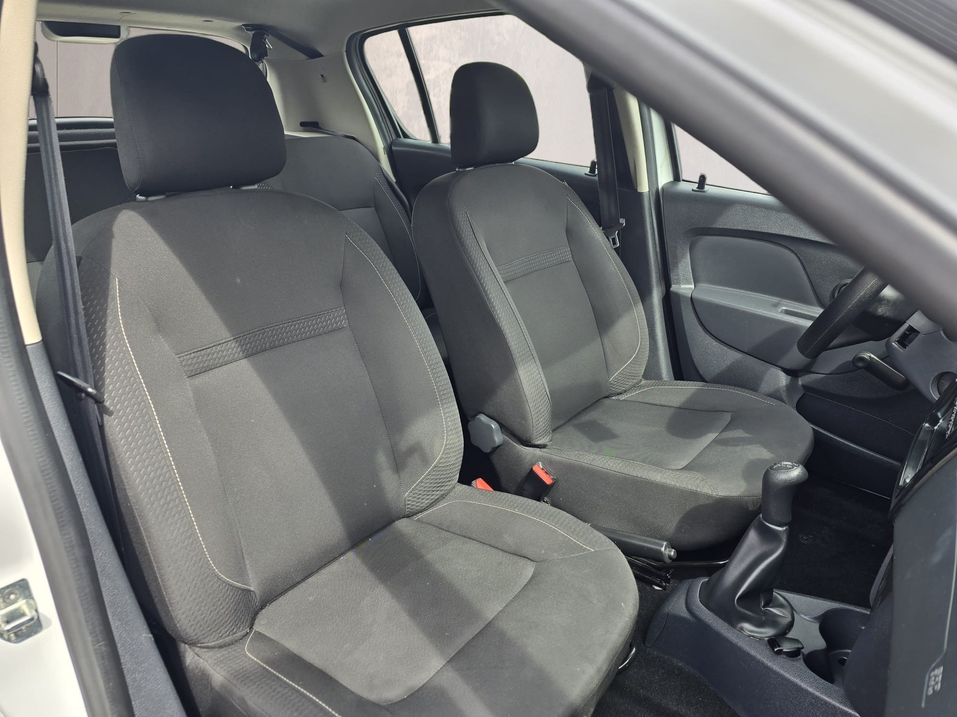 DACIA Sandero 1.0 Comfort-image-15
