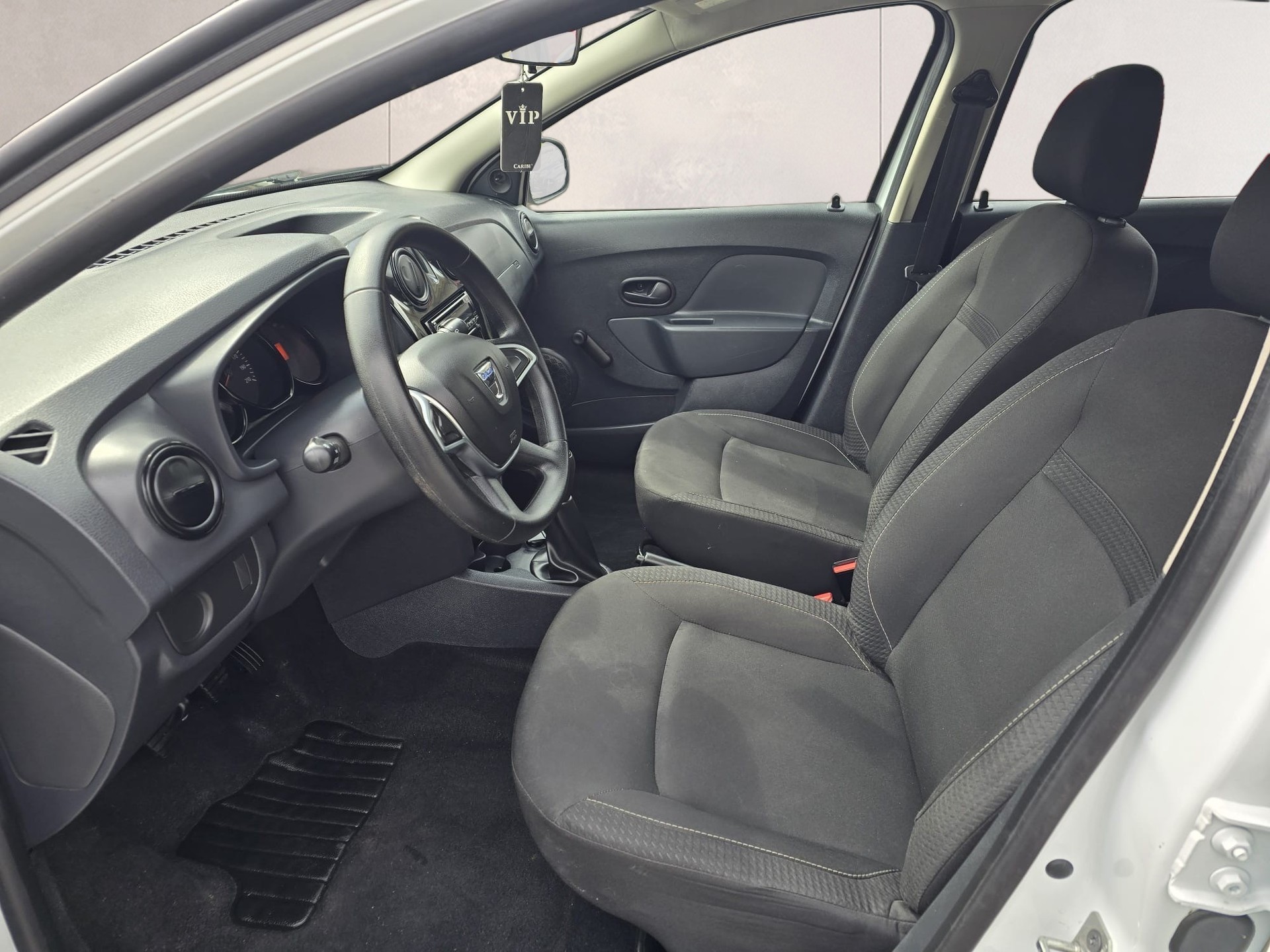 DACIA Sandero 1.0 Comfort-image-14