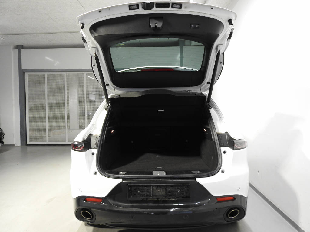ALFA ROMEO Tonale 1.3 Plug-in Hybrid Veloce Q4-image-10