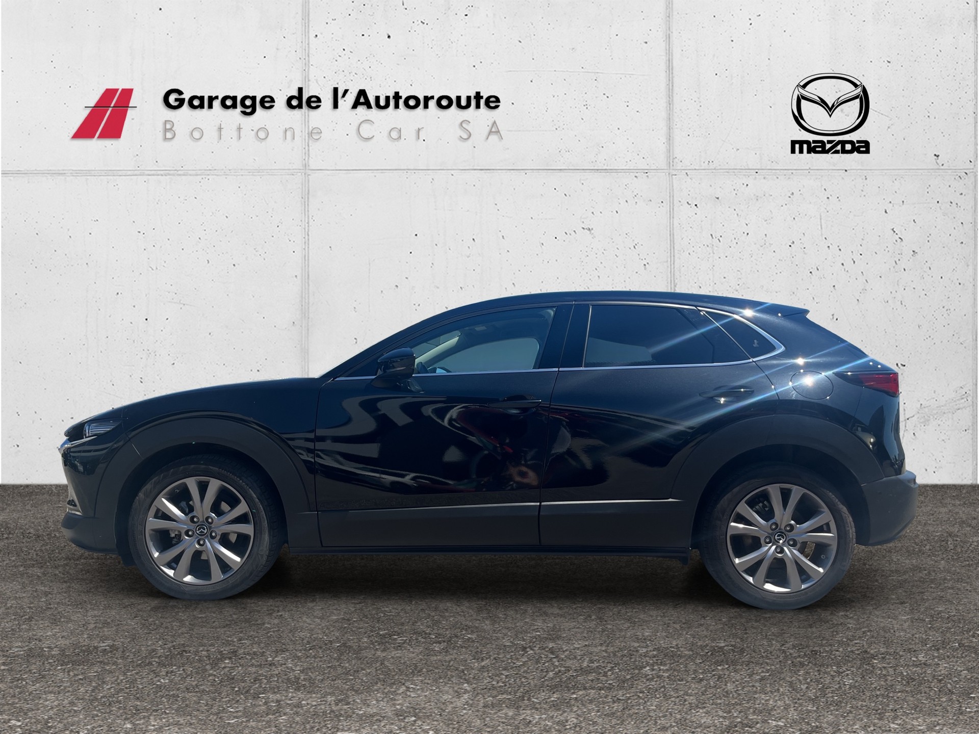 MAZDA CX-30 2.0 122 Revolution AWD-showroom-element-1