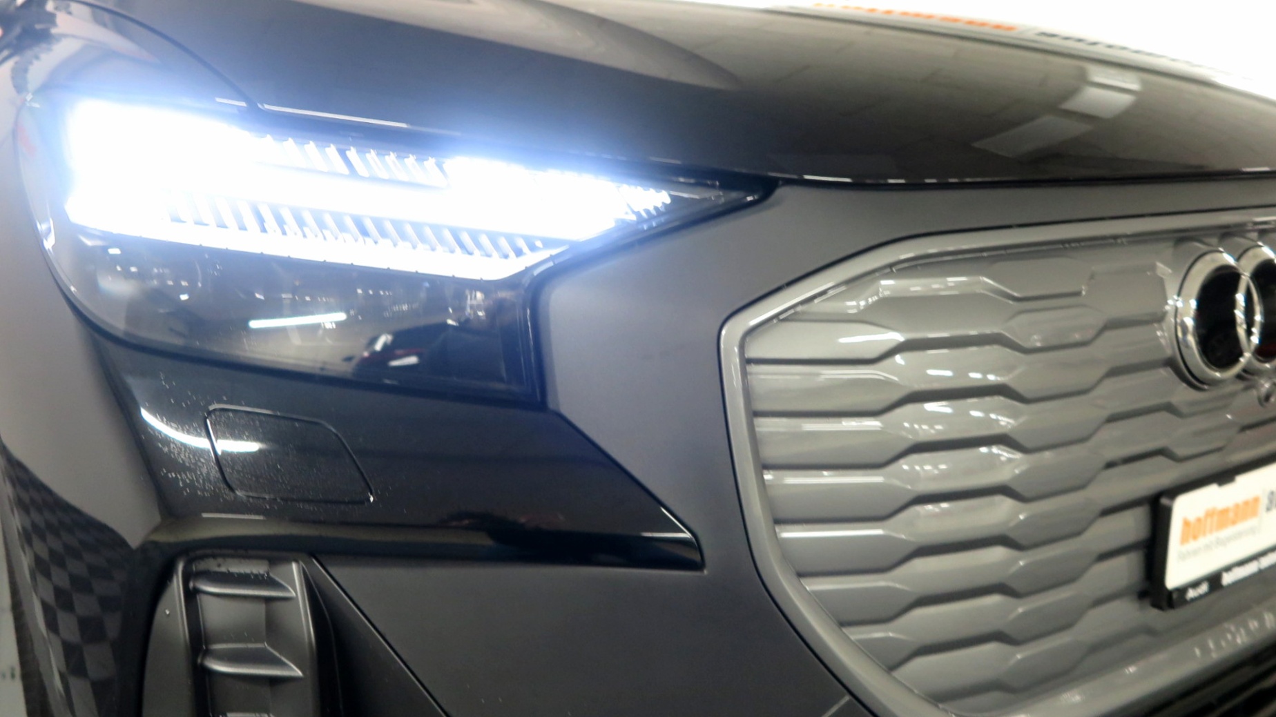 AUDI Q4 e-tron 40-image-12