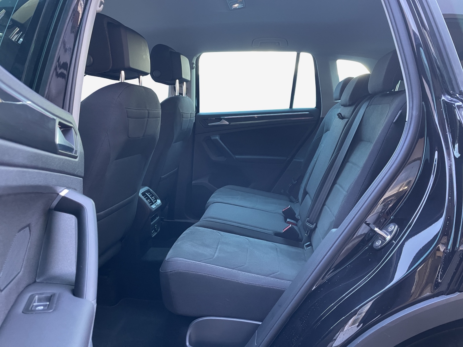 VW Tiguan 1.4TSI PHEV Elegance DSG-image-11