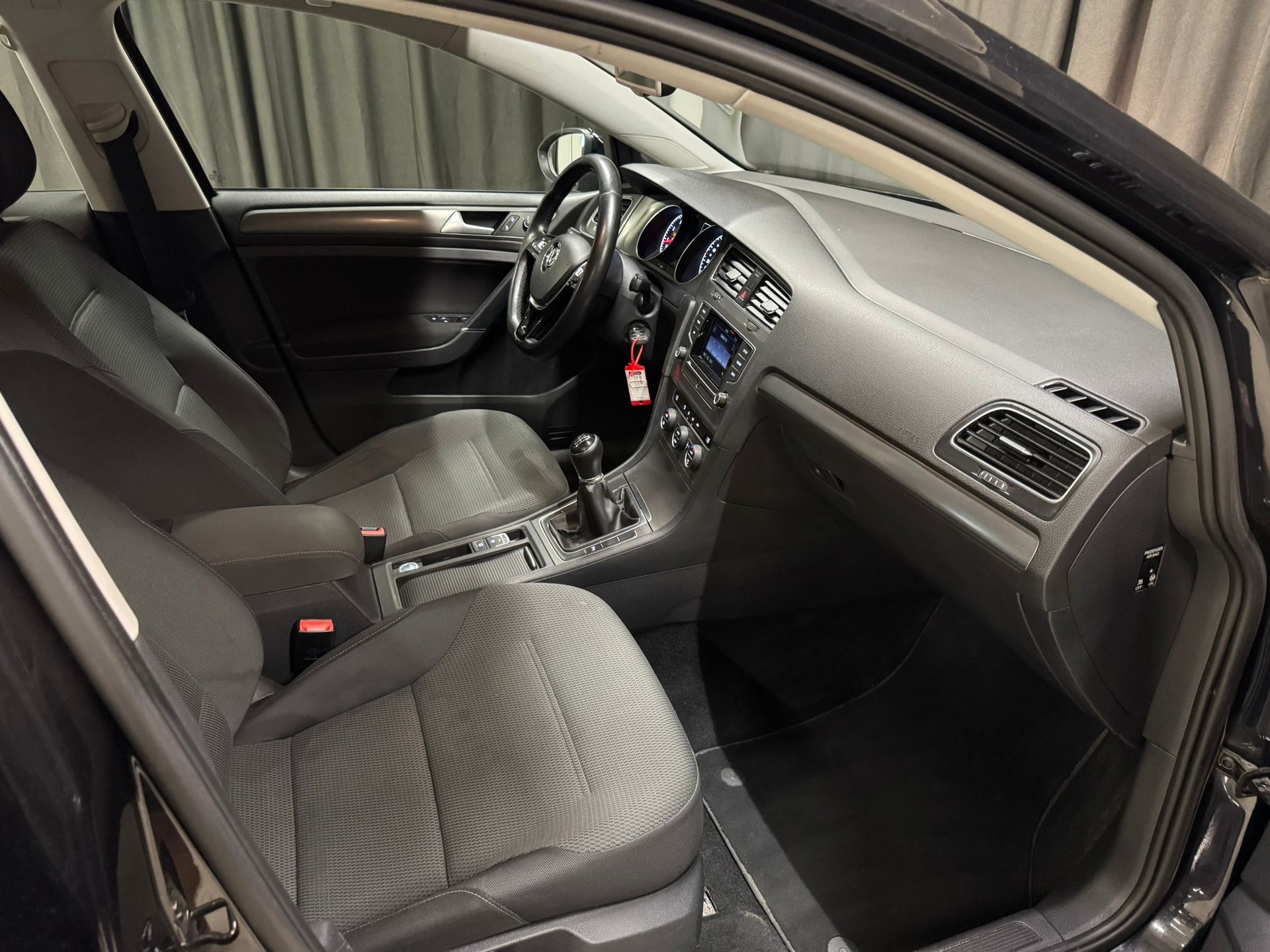 VW Golf Variant 1.4 TSI Comfortline-image-8