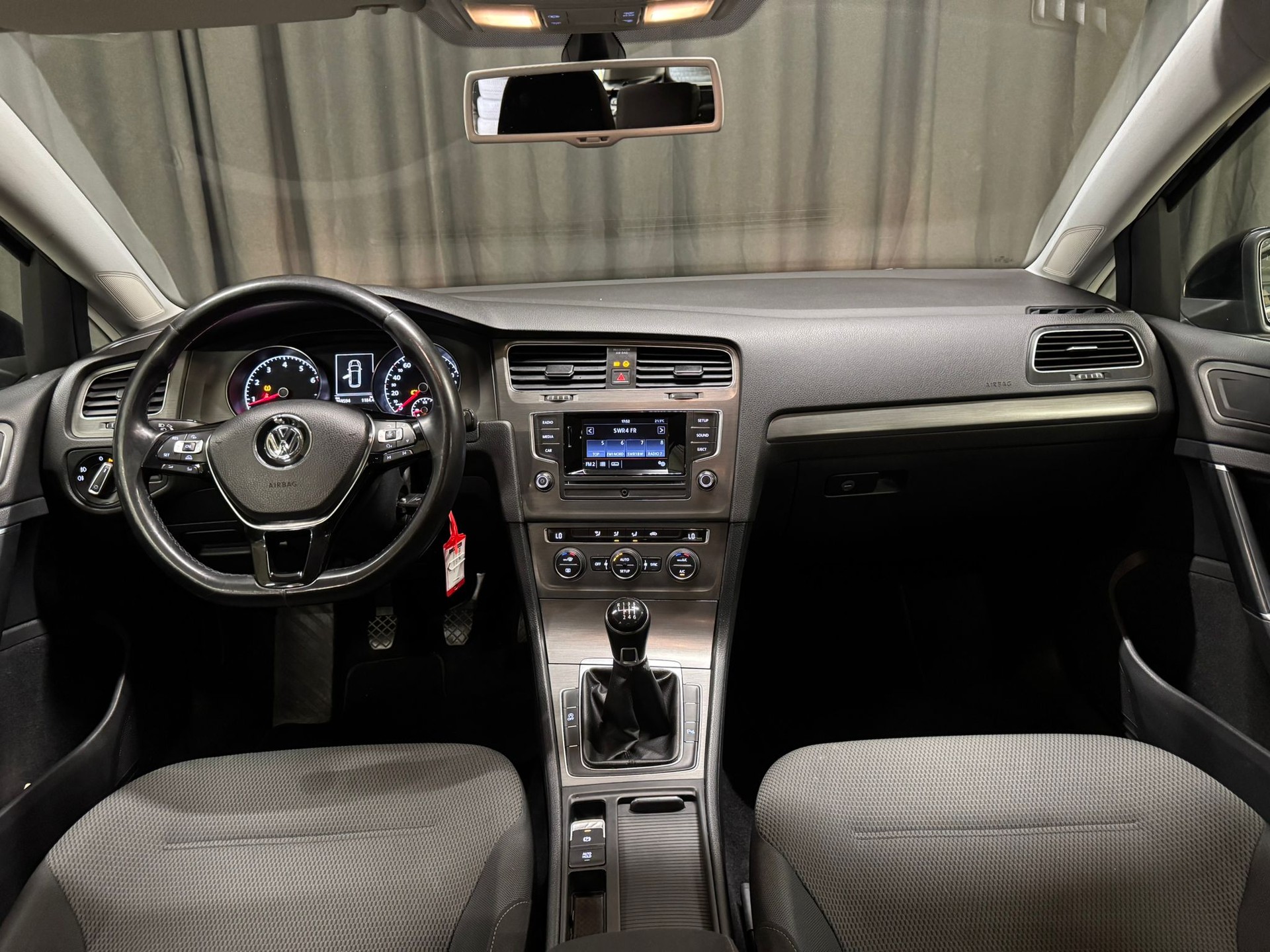 VW Golf Variant 1.4 TSI Comfortline-image-10