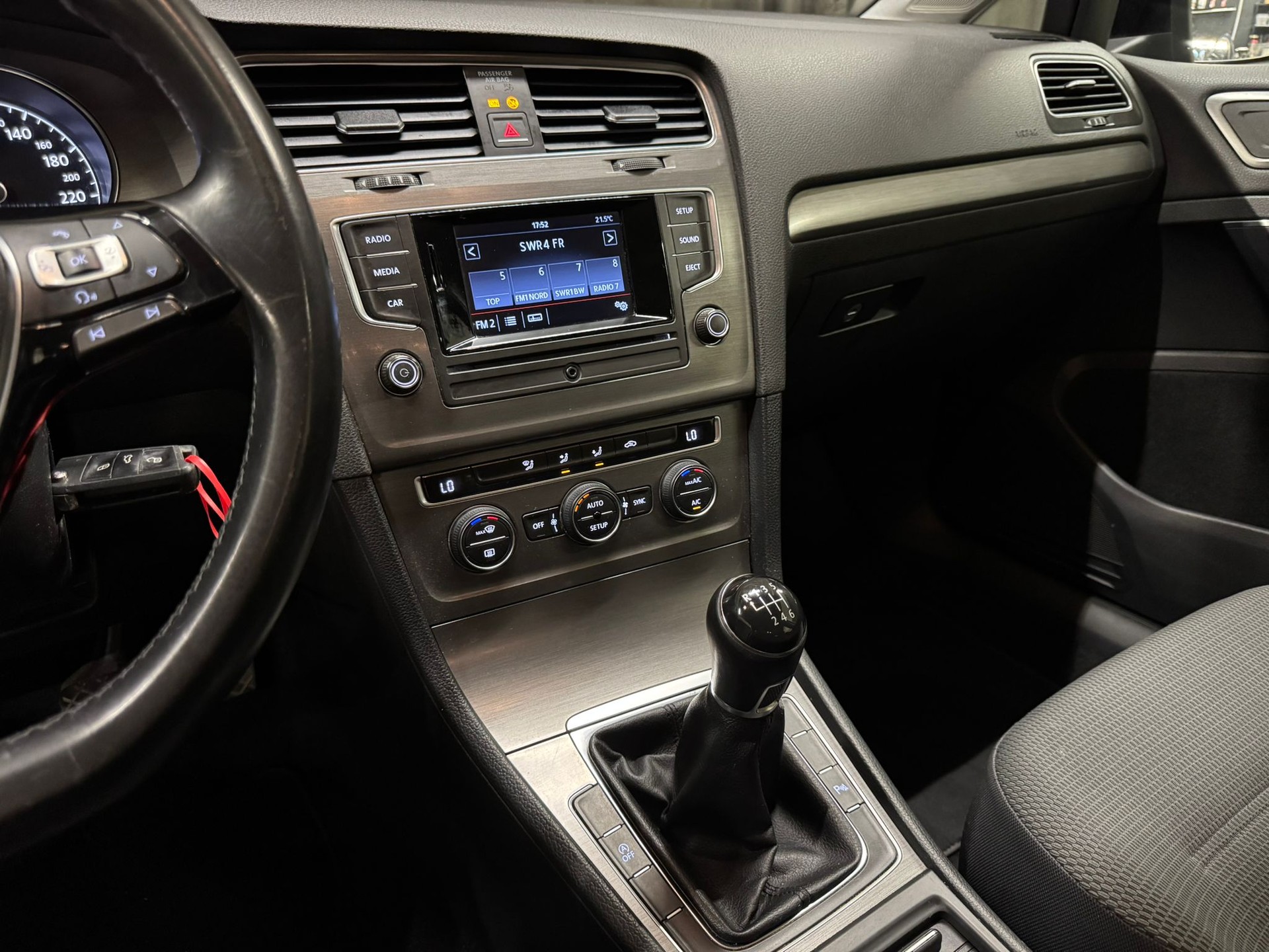 VW Golf Variant 1.4 TSI Comfortline-image-11