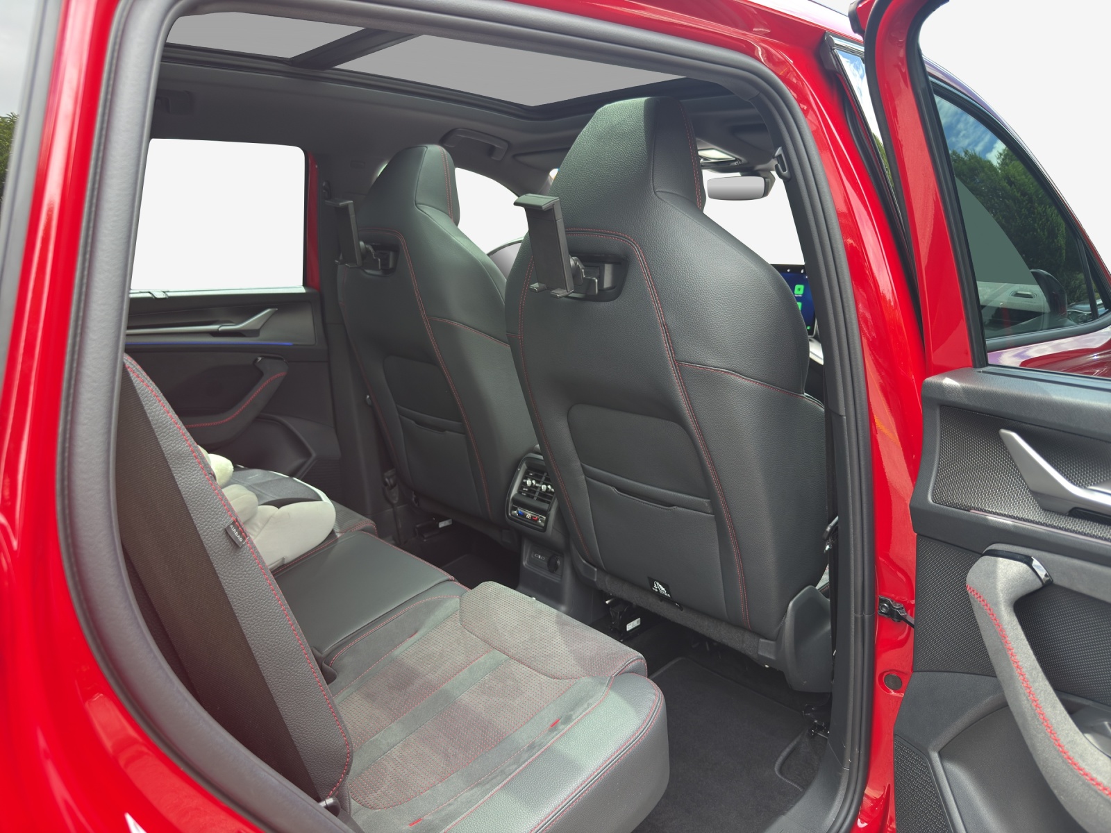 SKODA Kodiaq 2.0 TSI RS 4x4-image-11