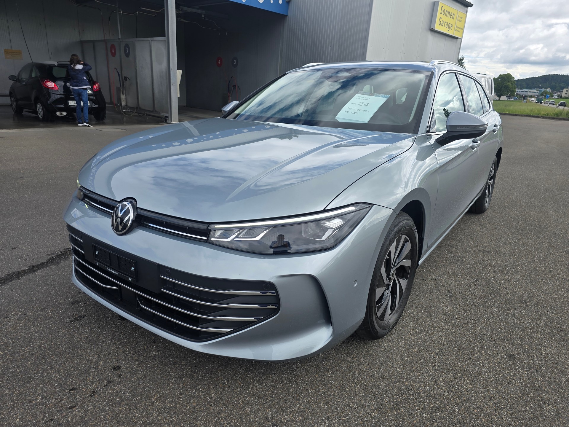 VW Passat Variant 2.0 TDI evo Business DSG-image-0