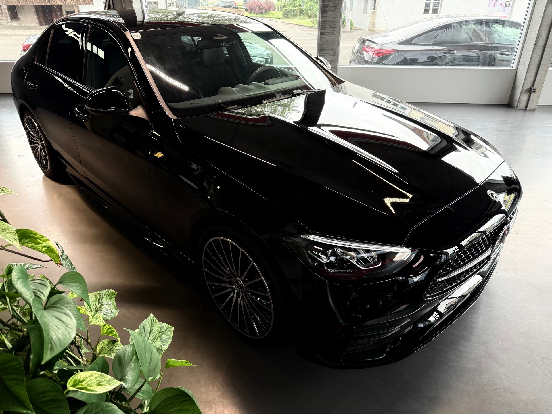 MERCEDES-BENZ C 200 AMG Line-image-2