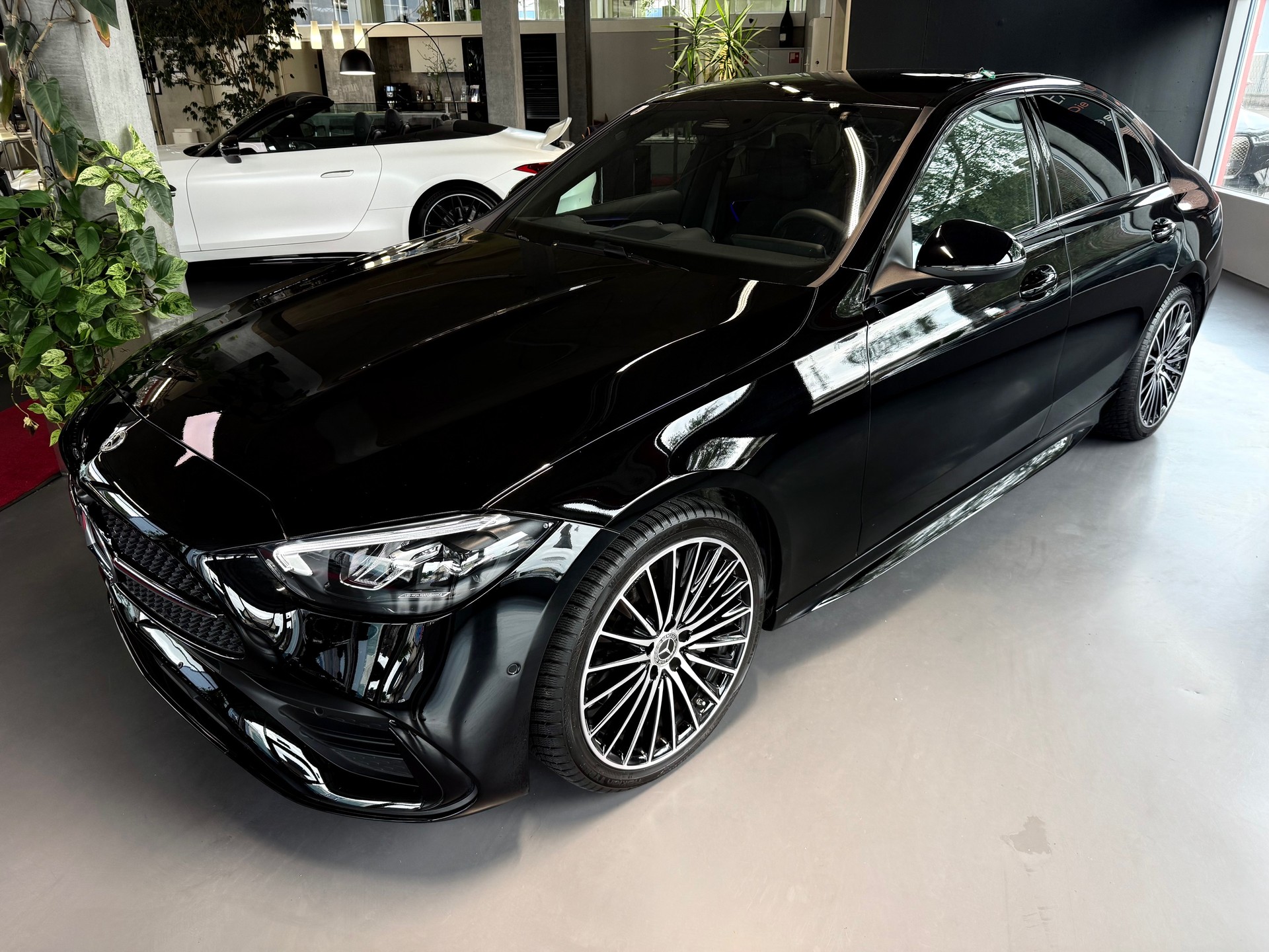 MERCEDES-BENZ C 200 AMG Line-image-1
