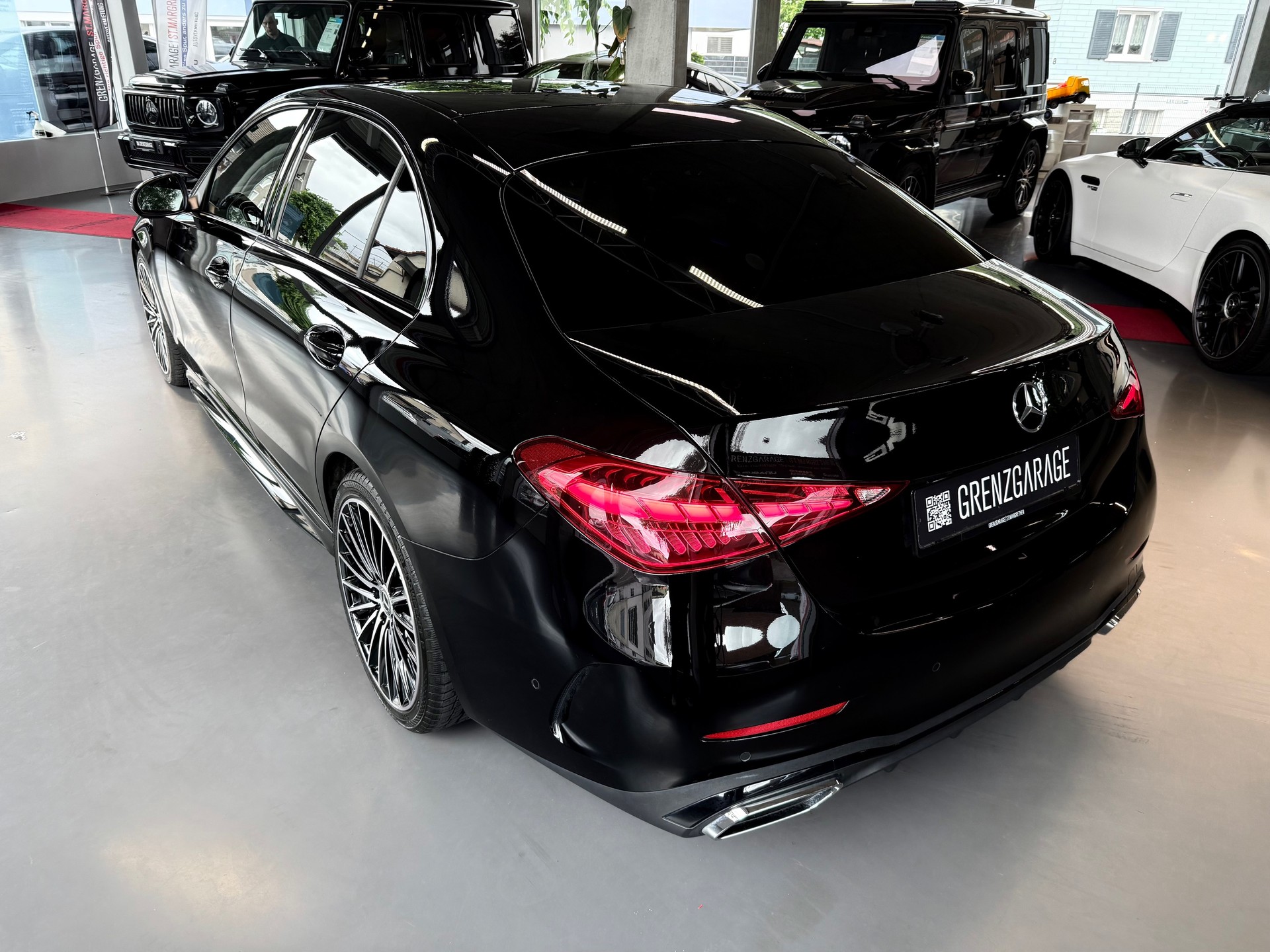 MERCEDES-BENZ C 200 AMG Line-image-6