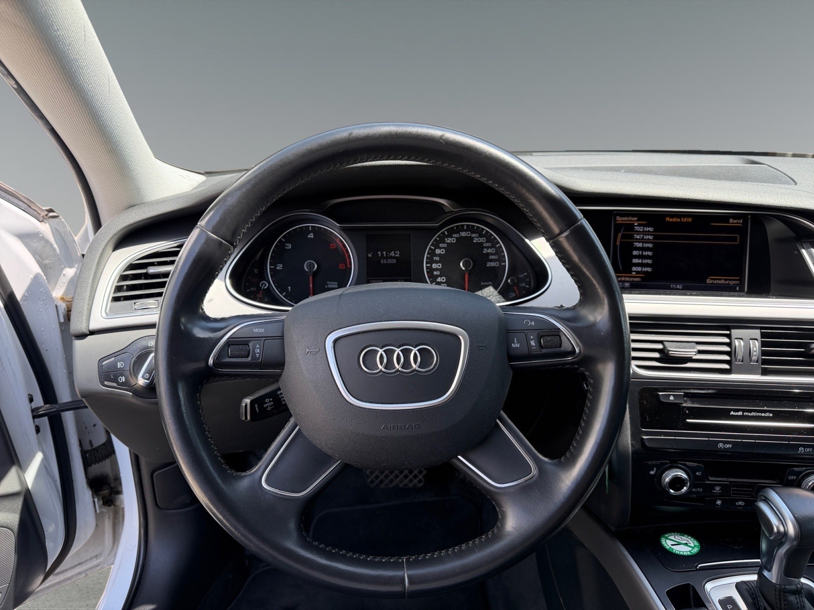 AUDI A4 Avant 2.0 TDI multitronic *FRISCH MFK*FRISCH SERVICE*-image-11
