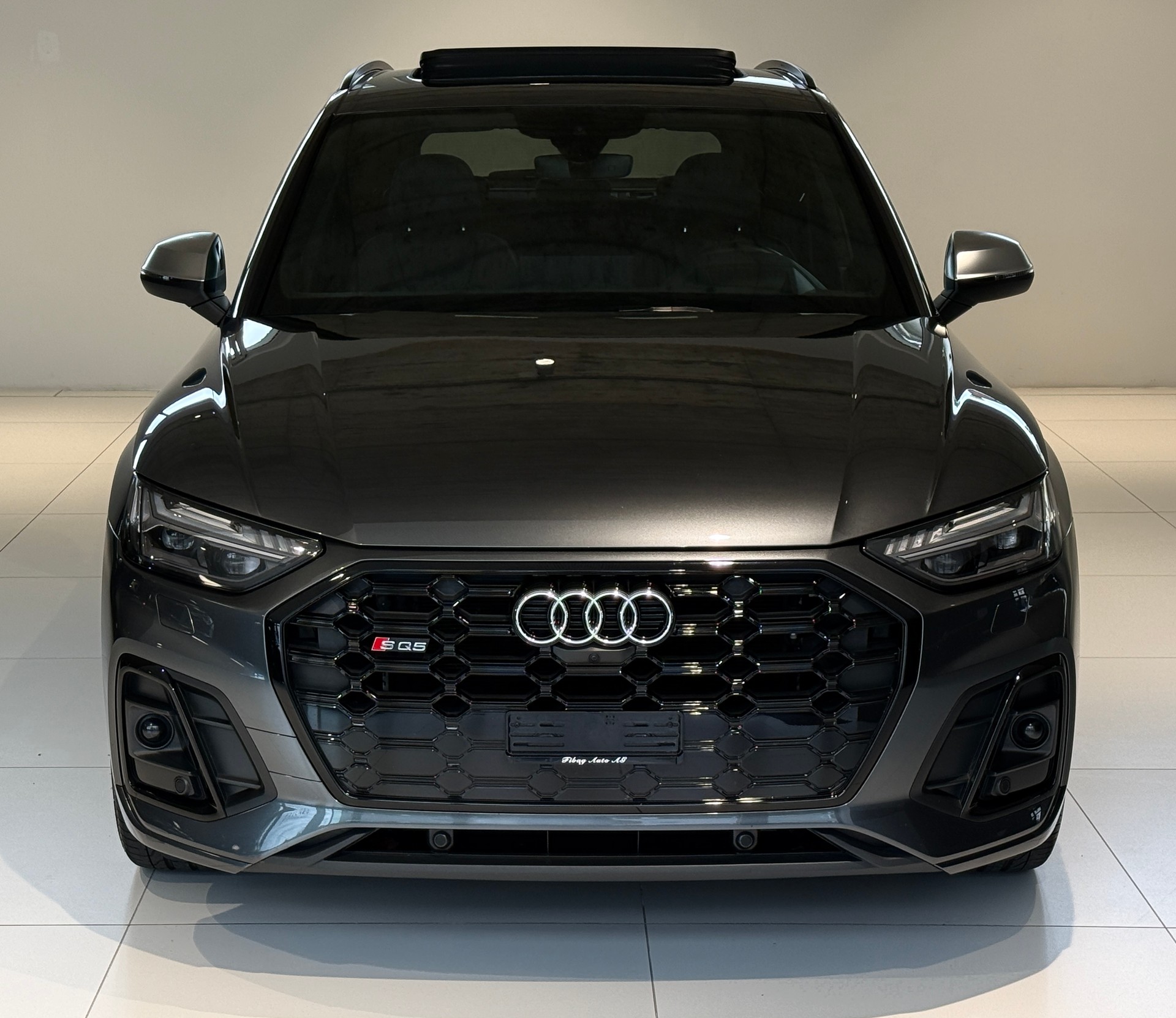 AUDI SQ5 Sportback TDI quattro tiptronic***1. Hand***CH-Fahrzeug***ABT***Luftfederung***Panoramadach***Service kostenlos***-showroom-element-1