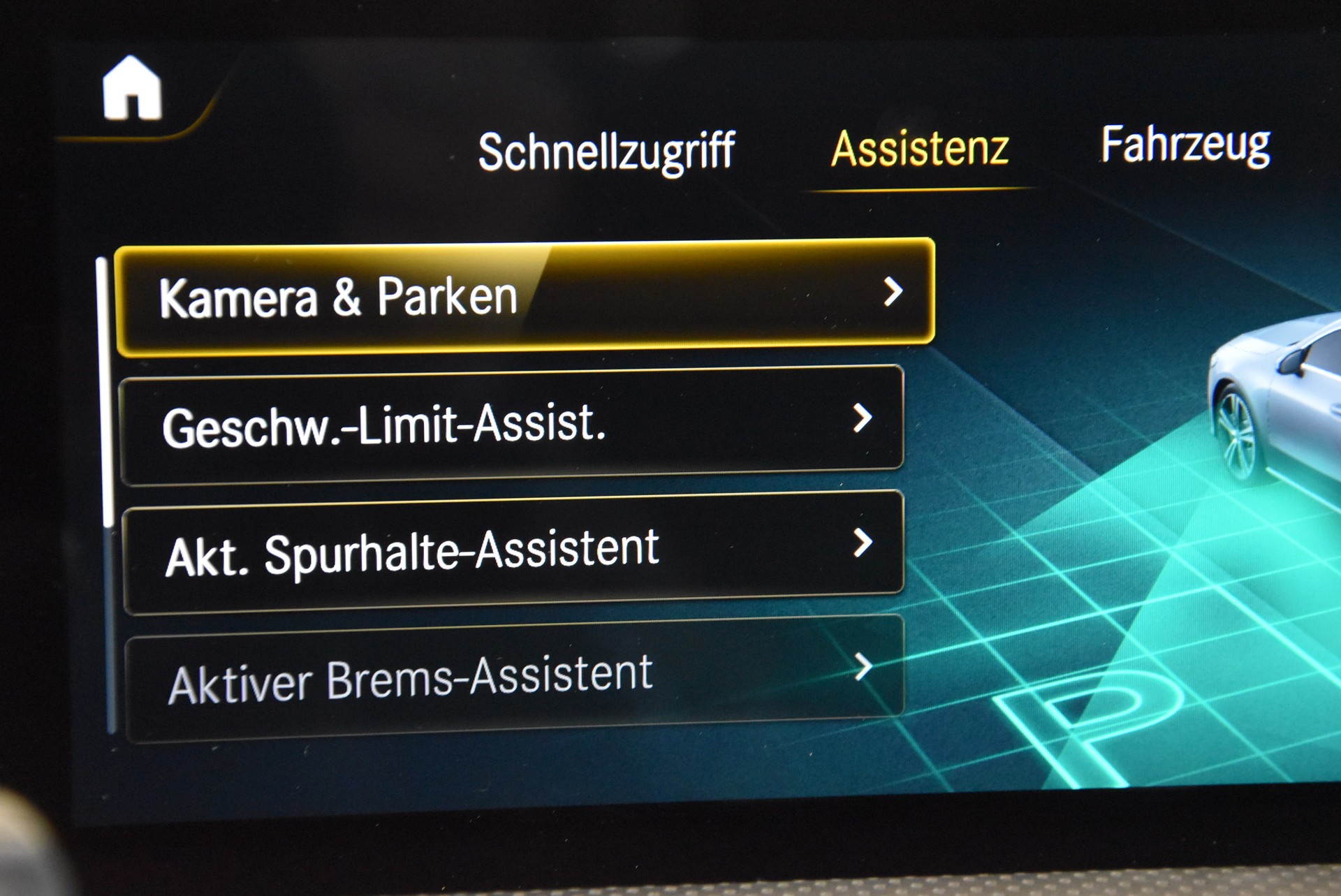 MERCEDES-BENZ CLA Shooting Brake 220 d 4Matic AMG Line EDITION 2020-image-11