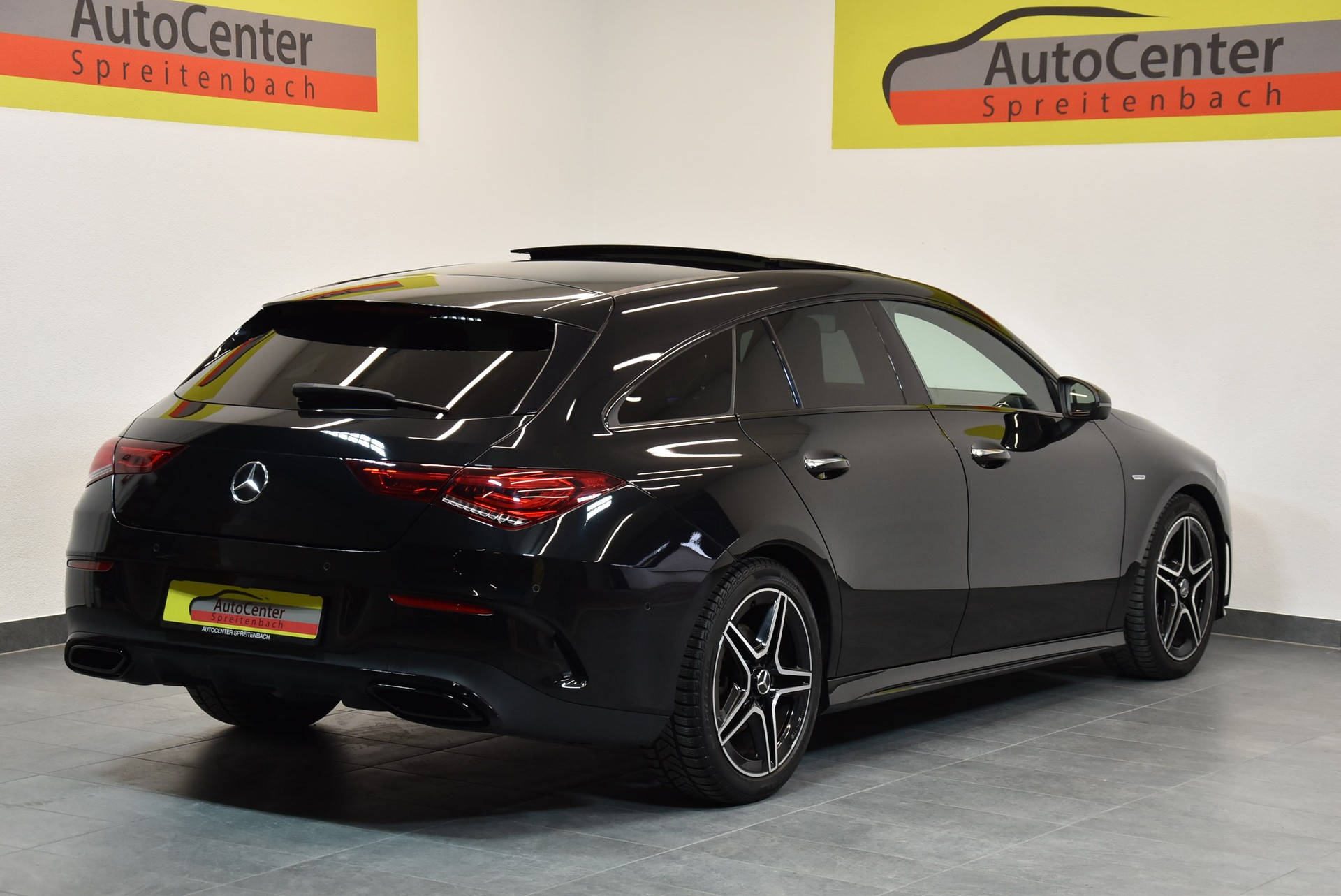 MERCEDES-BENZ CLA Shooting Brake 220 d 4Matic AMG Line EDITION 2020-image-15