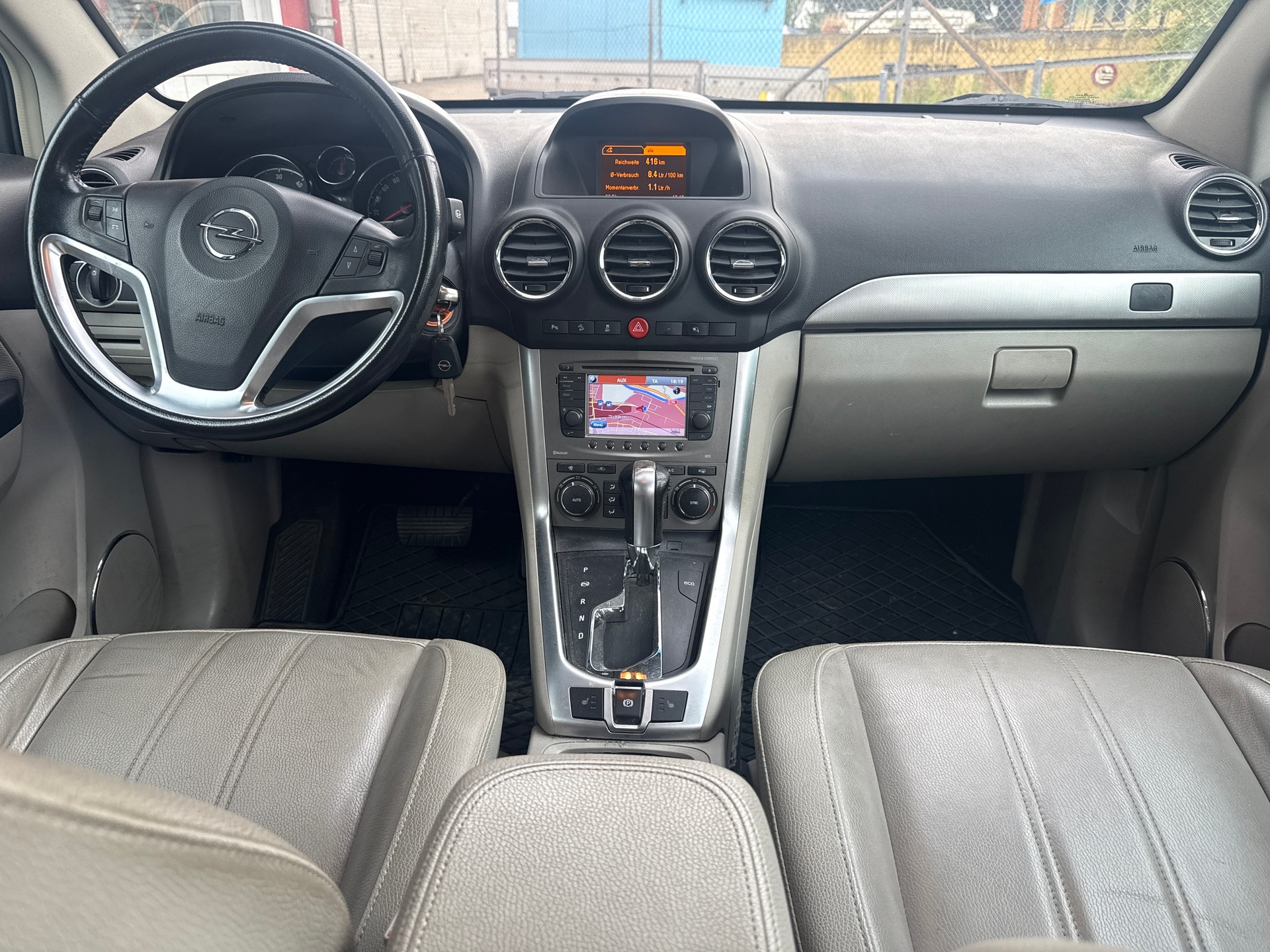 OPEL Antara 2.2 CDTi Cosmo 4WD Automatic-image-9