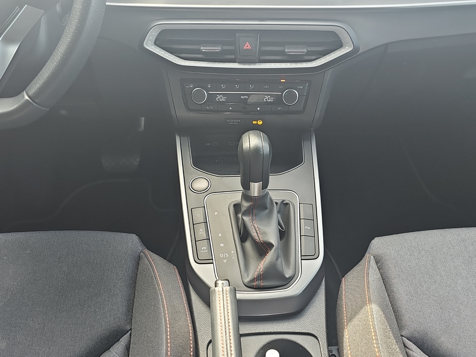 SEAT Ibiza 1.0 EcoTSI Anniversary DSG-image-8
