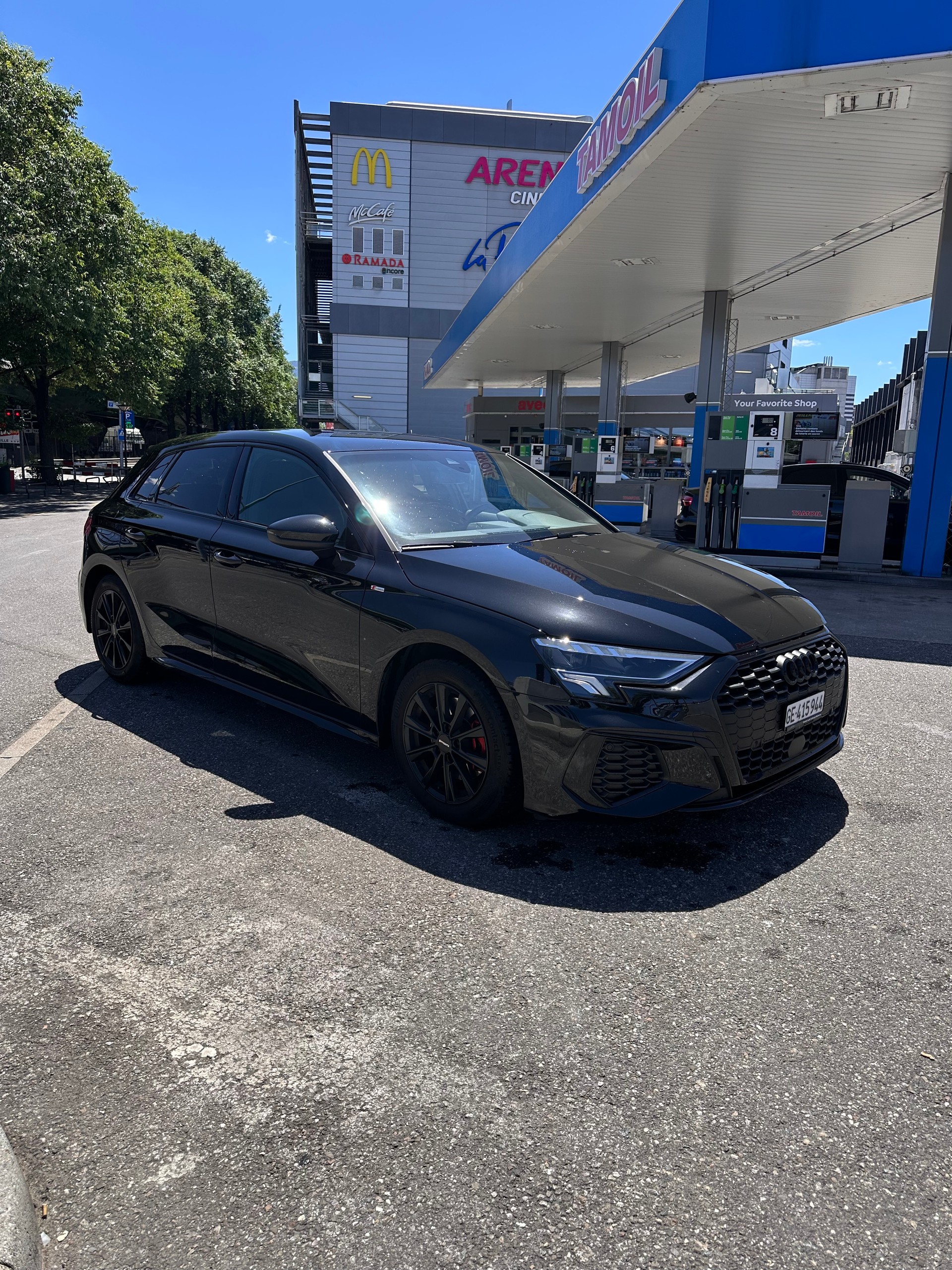AUDI 1.5 35 TFSI S Line Attraction S-Tronic-image-0