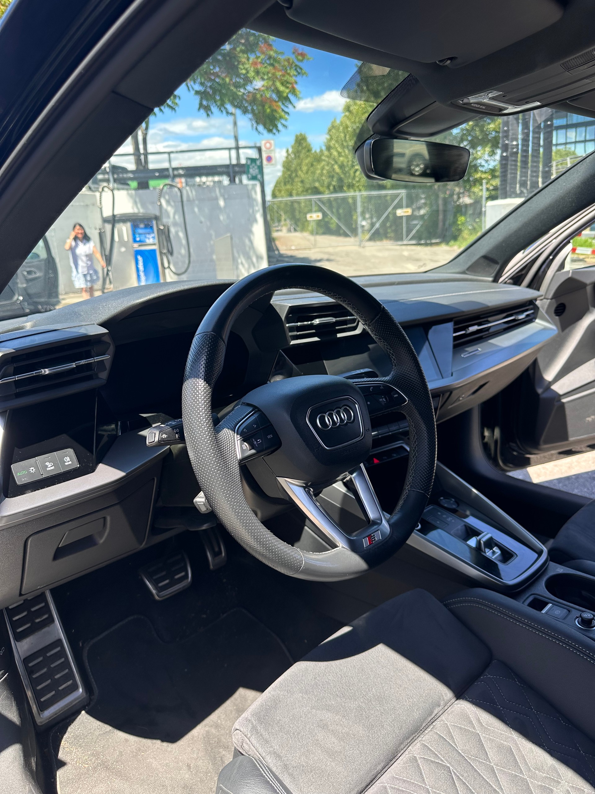 AUDI 1.5 35 TFSI S Line Attraction S-Tronic-image-5