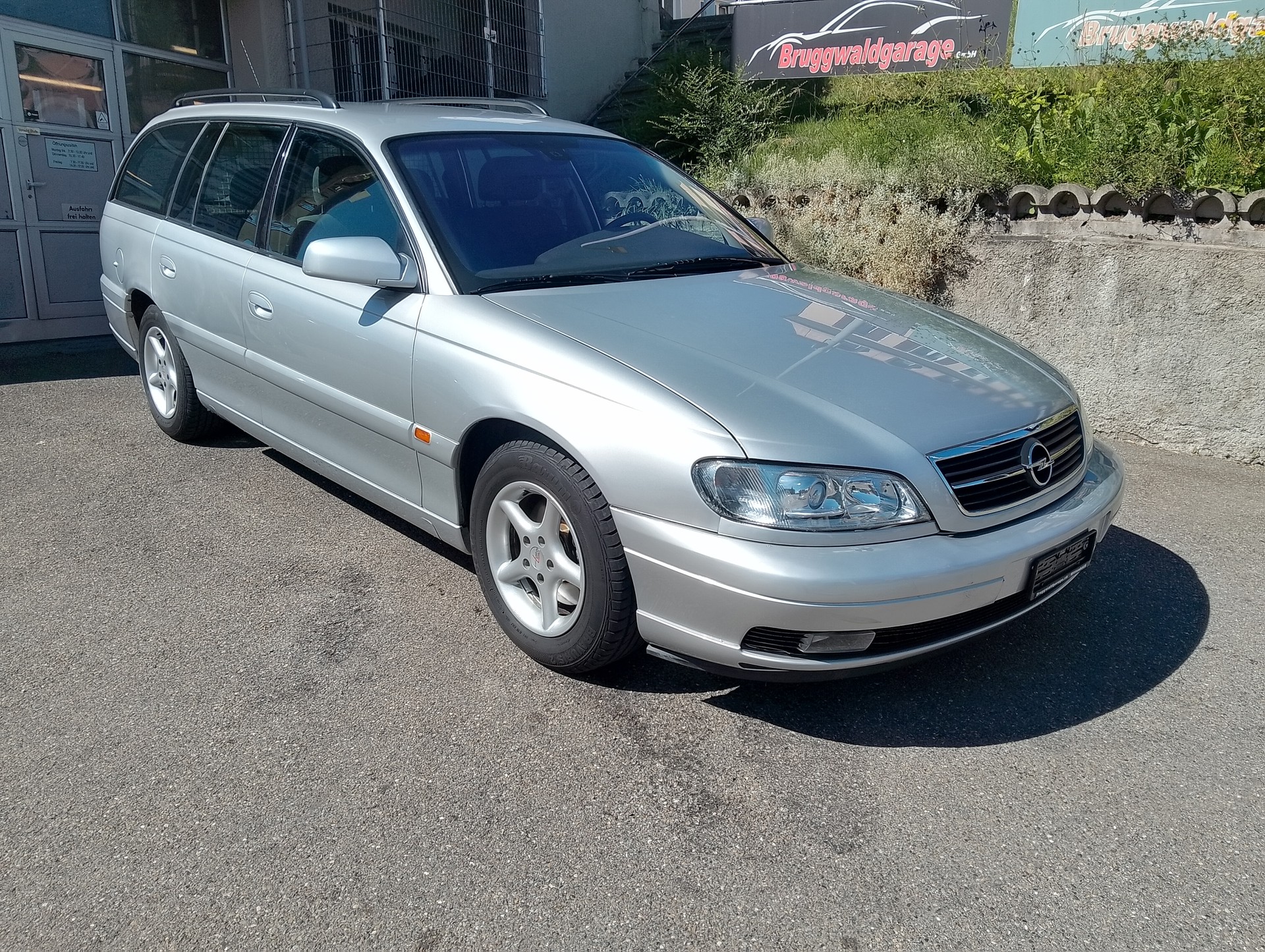 OPEL Omega 2.2i 16V Comfort-image-3