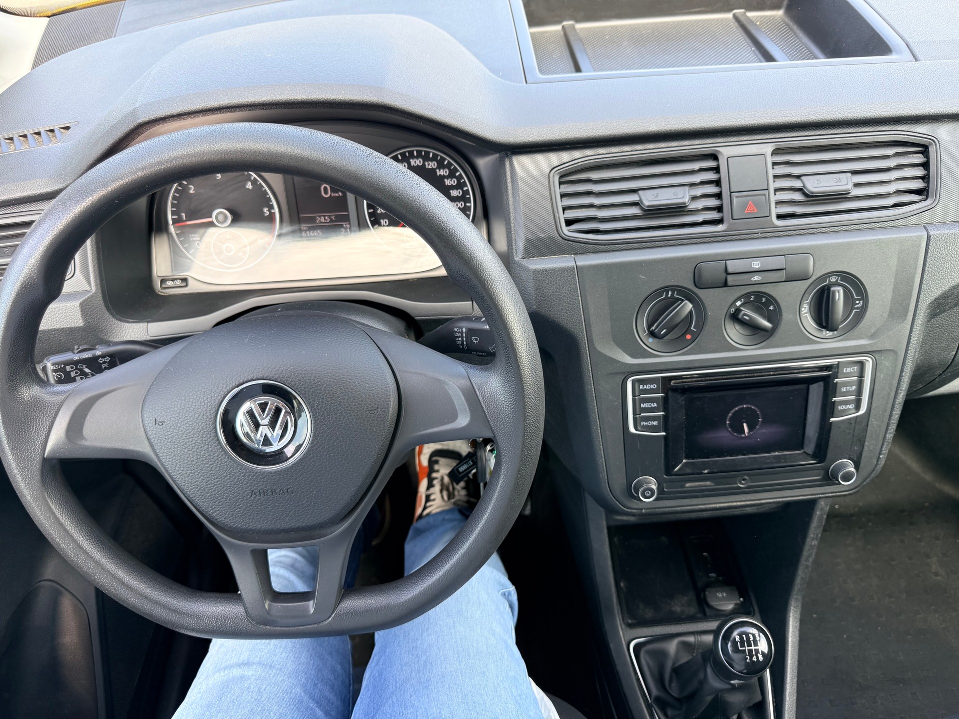 VW Caddy Maxi 2.0TDI 4Motion BlueMotion Technology-image-15