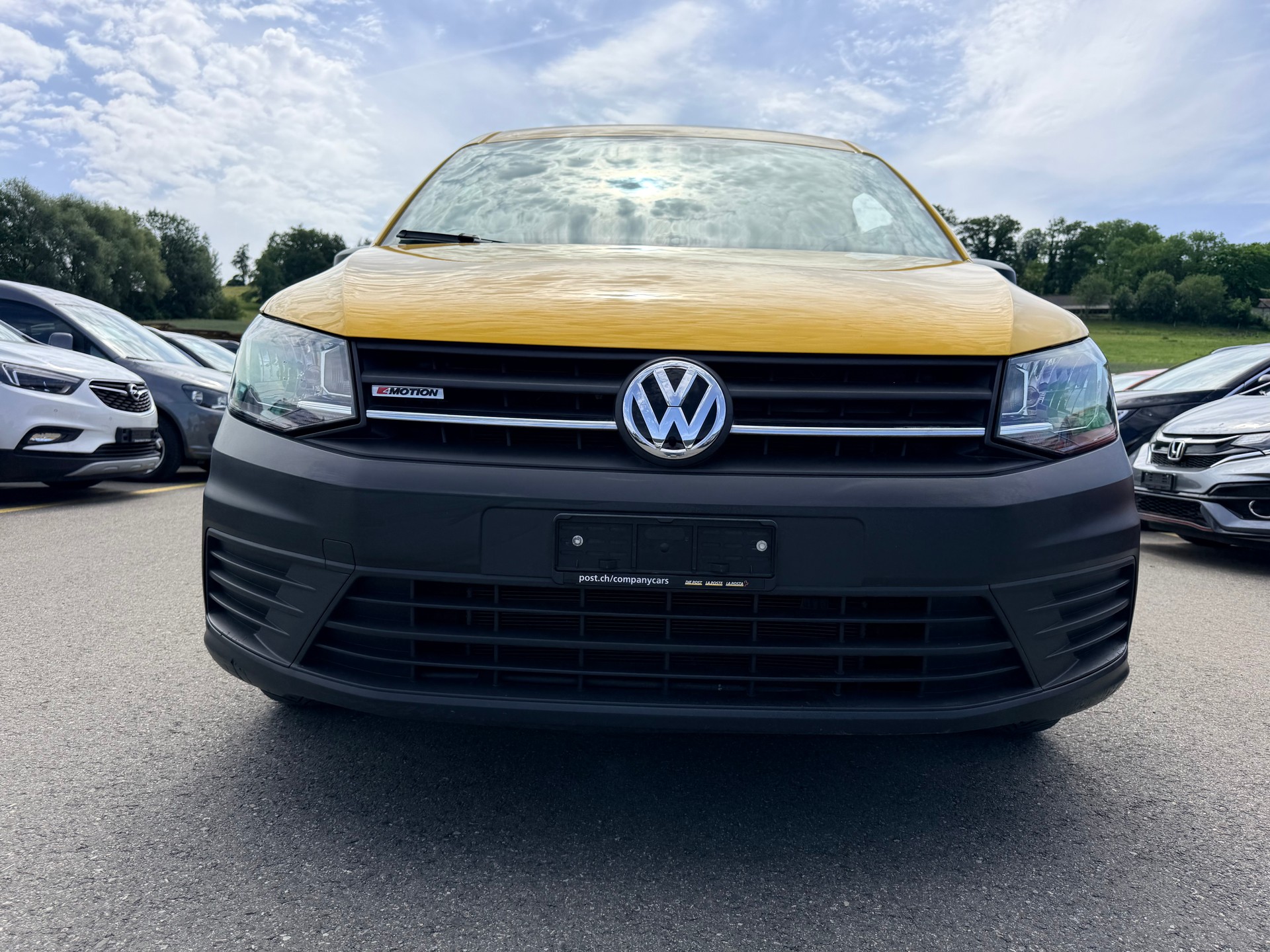 VW Caddy Maxi 2.0TDI 4Motion BlueMotion Technology-image-2