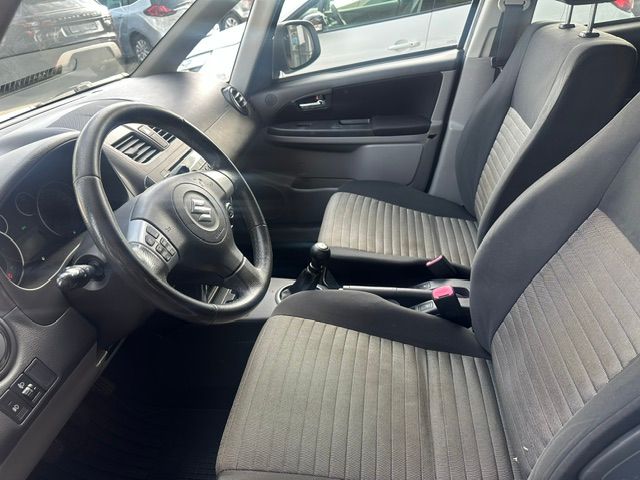 SUZUKI SX4 1.6 16V GL Top Barry 4WD-image-8