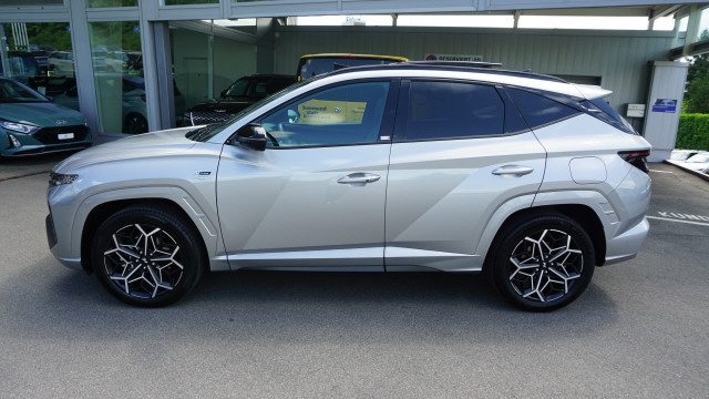 HYUNDAI Tucson 1.6HEV NLi LUX 4WD-image-2