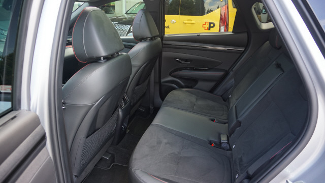 HYUNDAI Tucson 1.6HEV NLi LUX 4WD-image-8