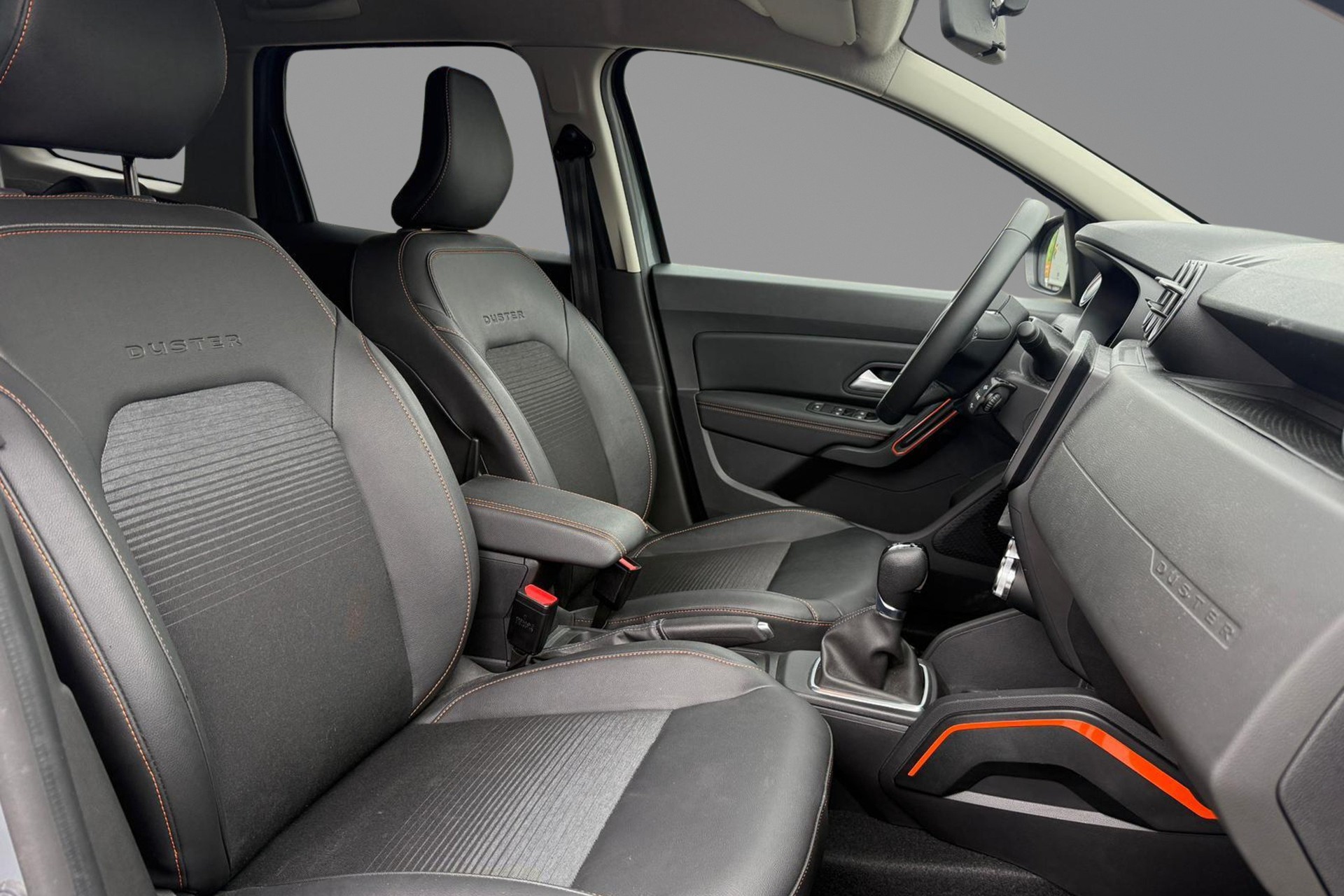 DACIA Duster TCe 150 Extreme EDC 4x2-image-10