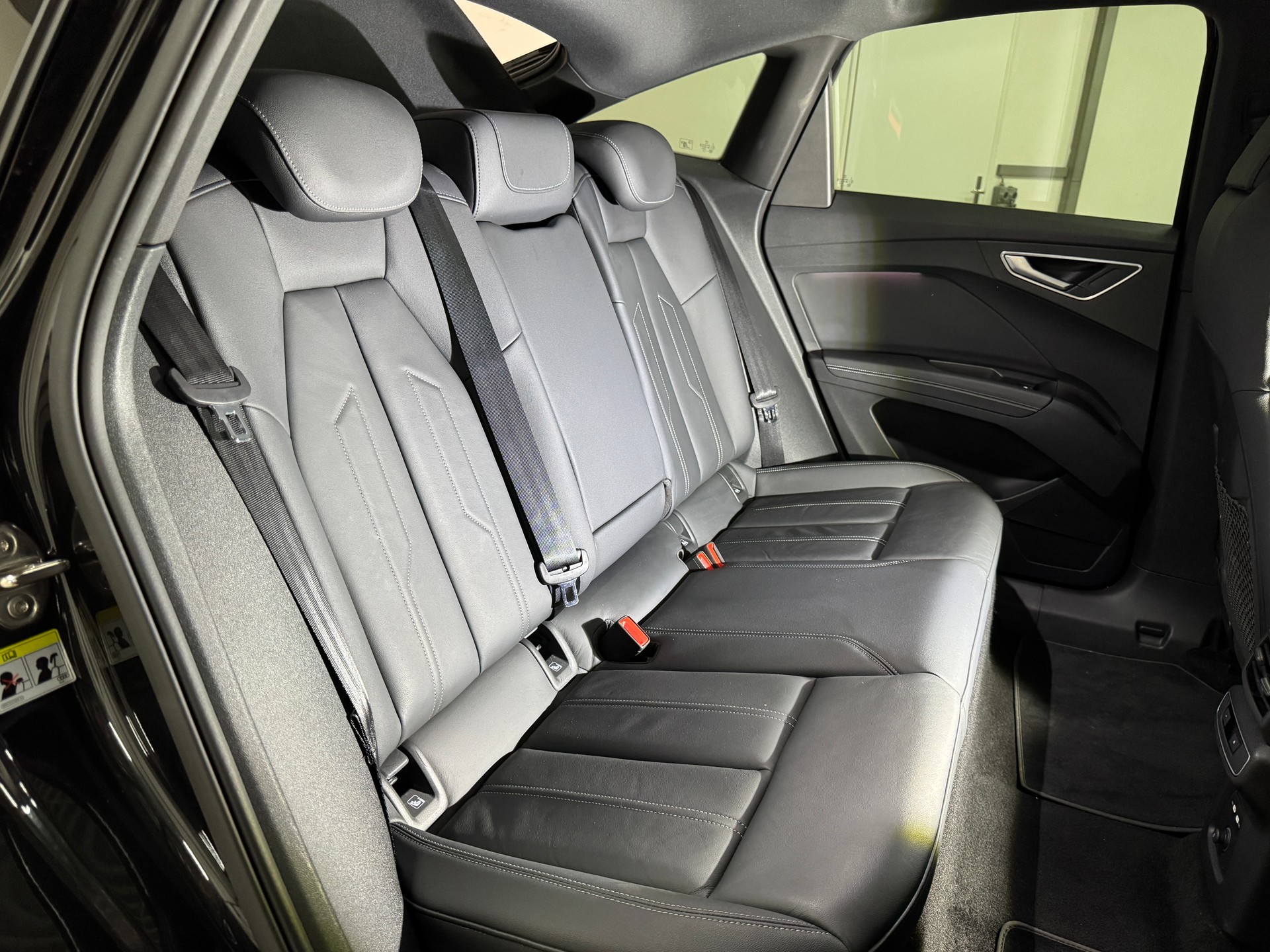 AUDI Q4 Sportback e-tron 55 S-Line Black-Pack quattro 340Ps / Wärmepumpe-image-9