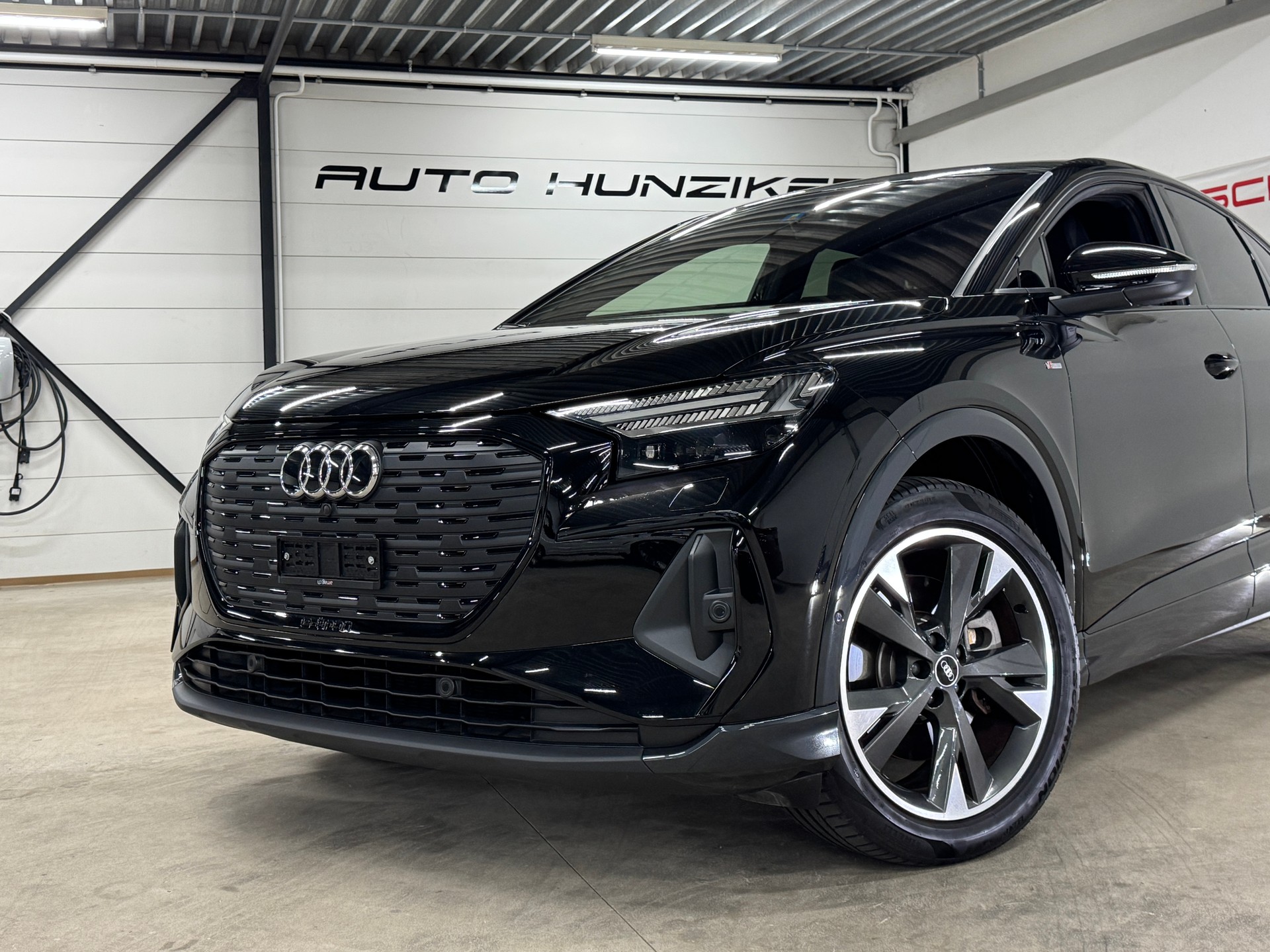 AUDI Q4 Sportback e-tron 55 S-Line Black-Pack quattro 340Ps / Wärmepumpe-image-1