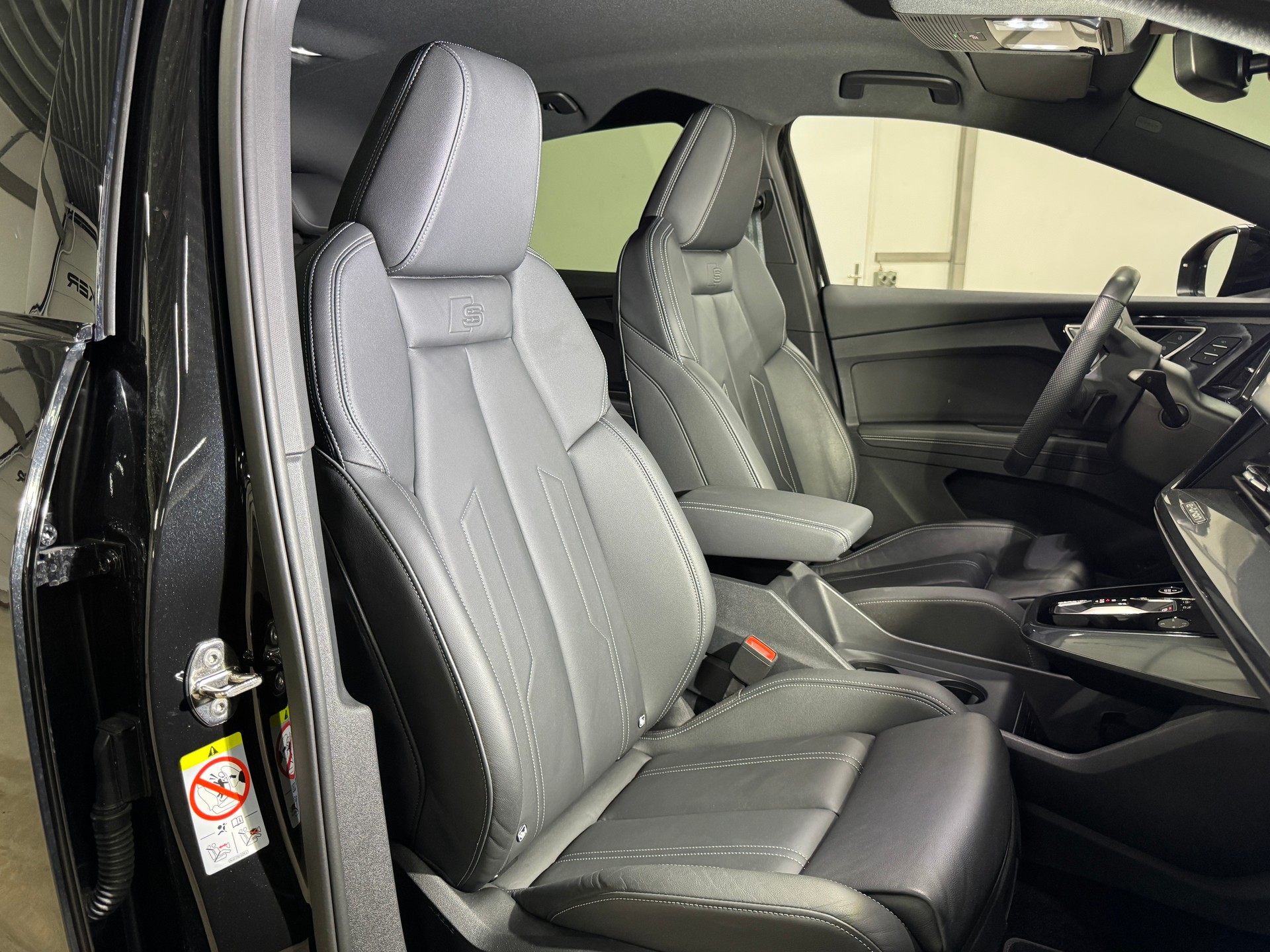 AUDI Q4 Sportback e-tron 55 S-Line Black-Pack quattro 340Ps / Wärmepumpe-image-7
