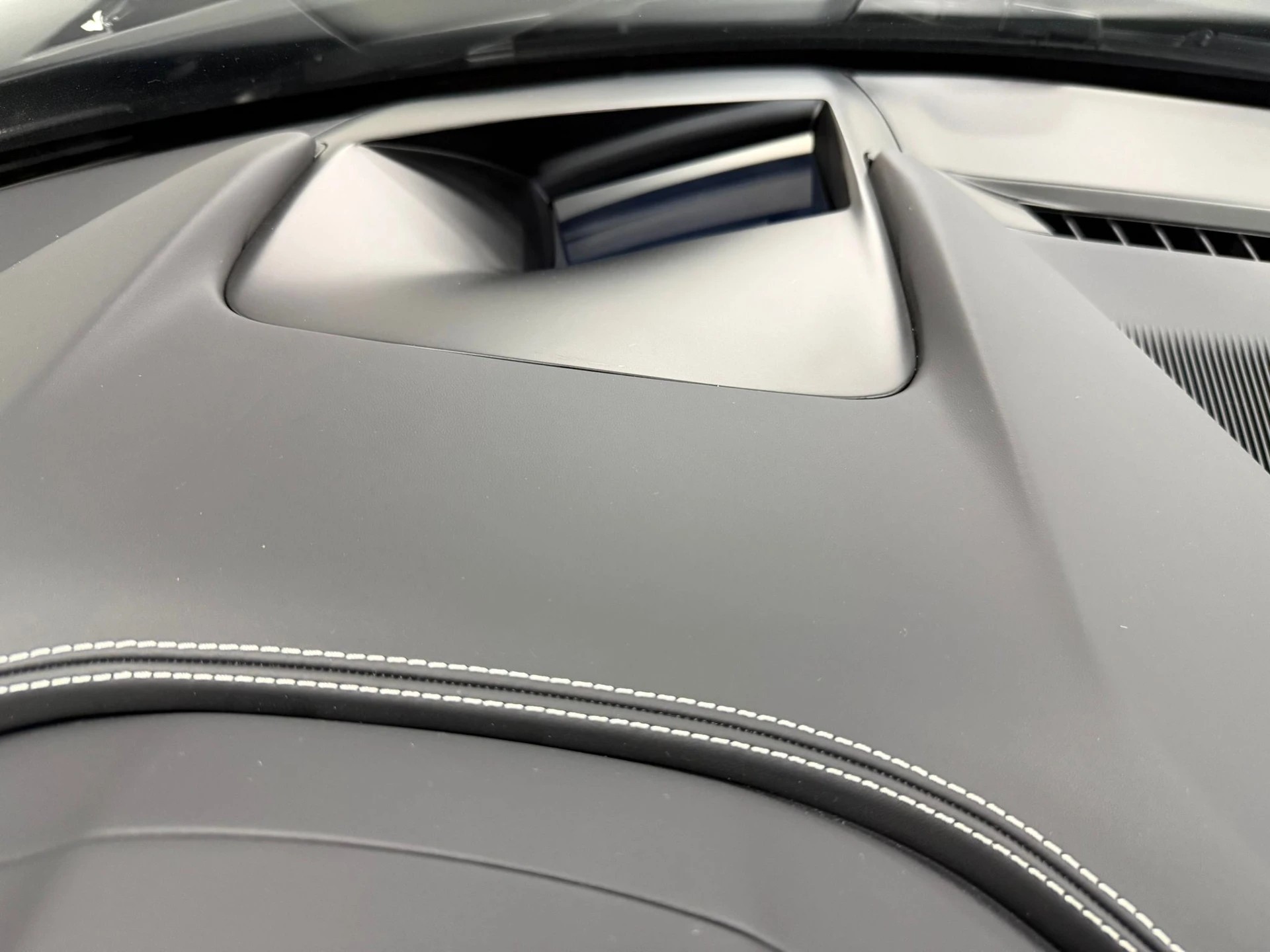FERRARI Purosangue 6.5 V12-image-23