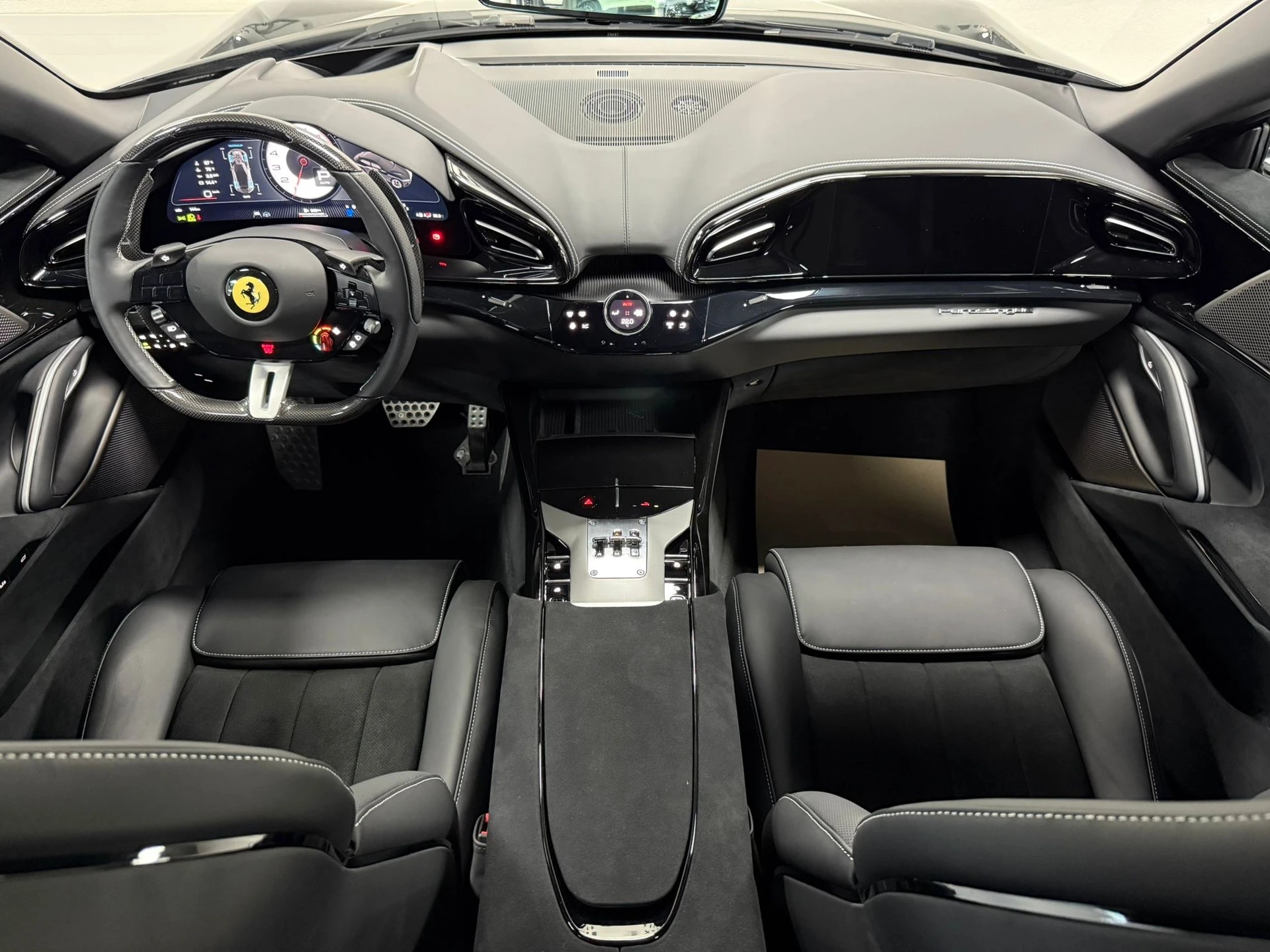 FERRARI Purosangue 6.5 V12-image-11