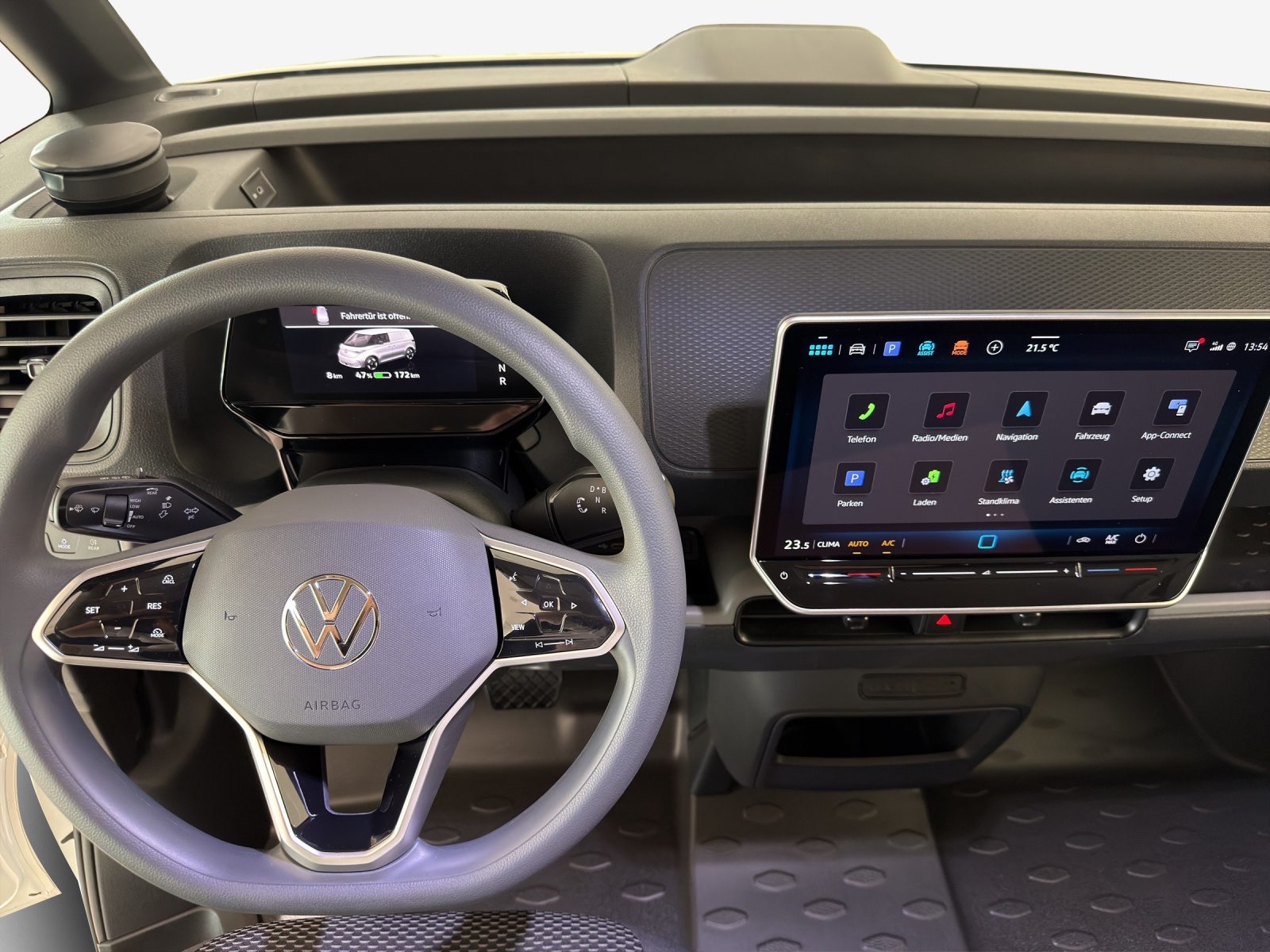 VW ID. Buzz Cargo Pro 4Motion-image-8