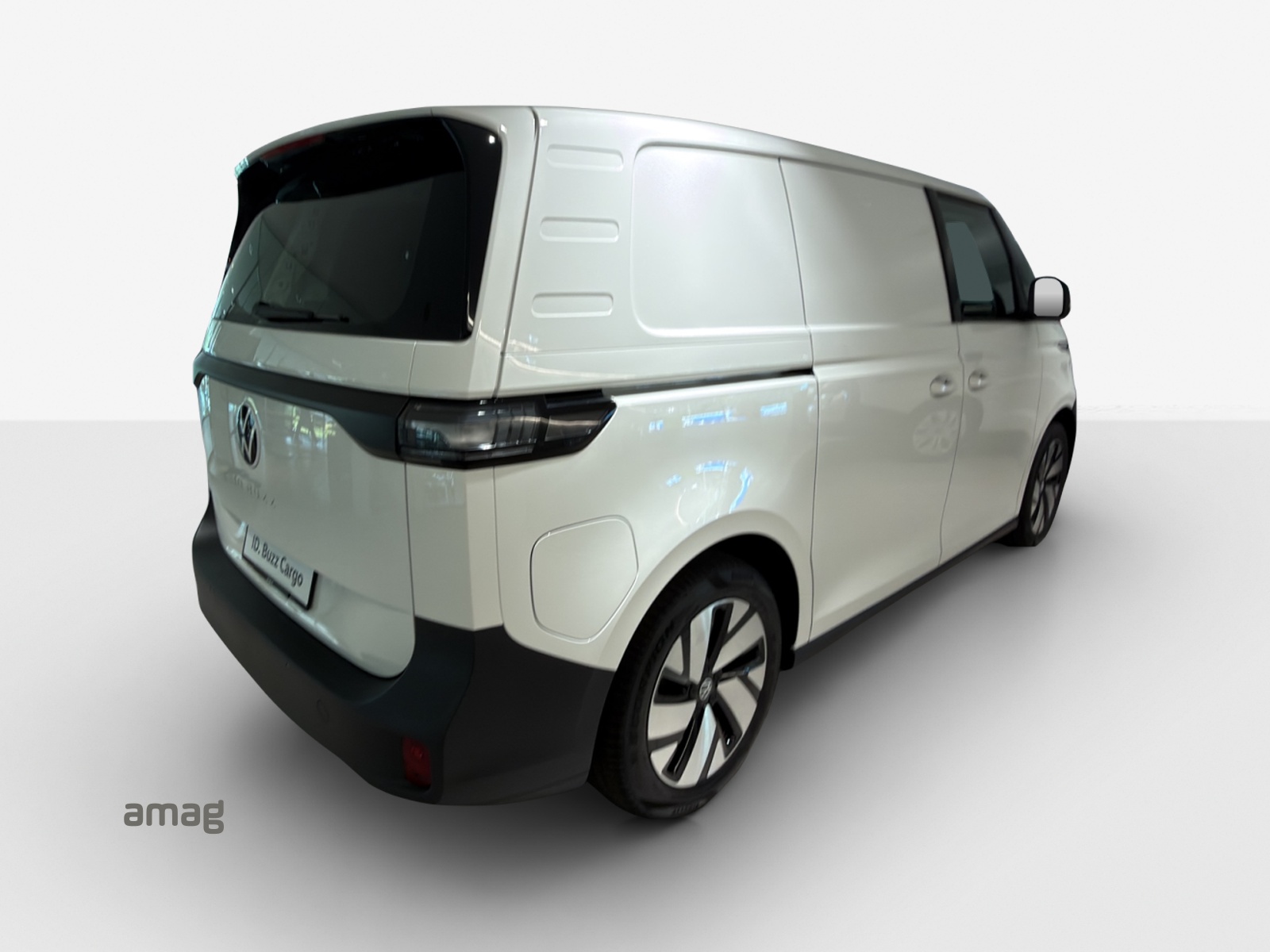 VW ID. Buzz Cargo Pro 4Motion-image-4