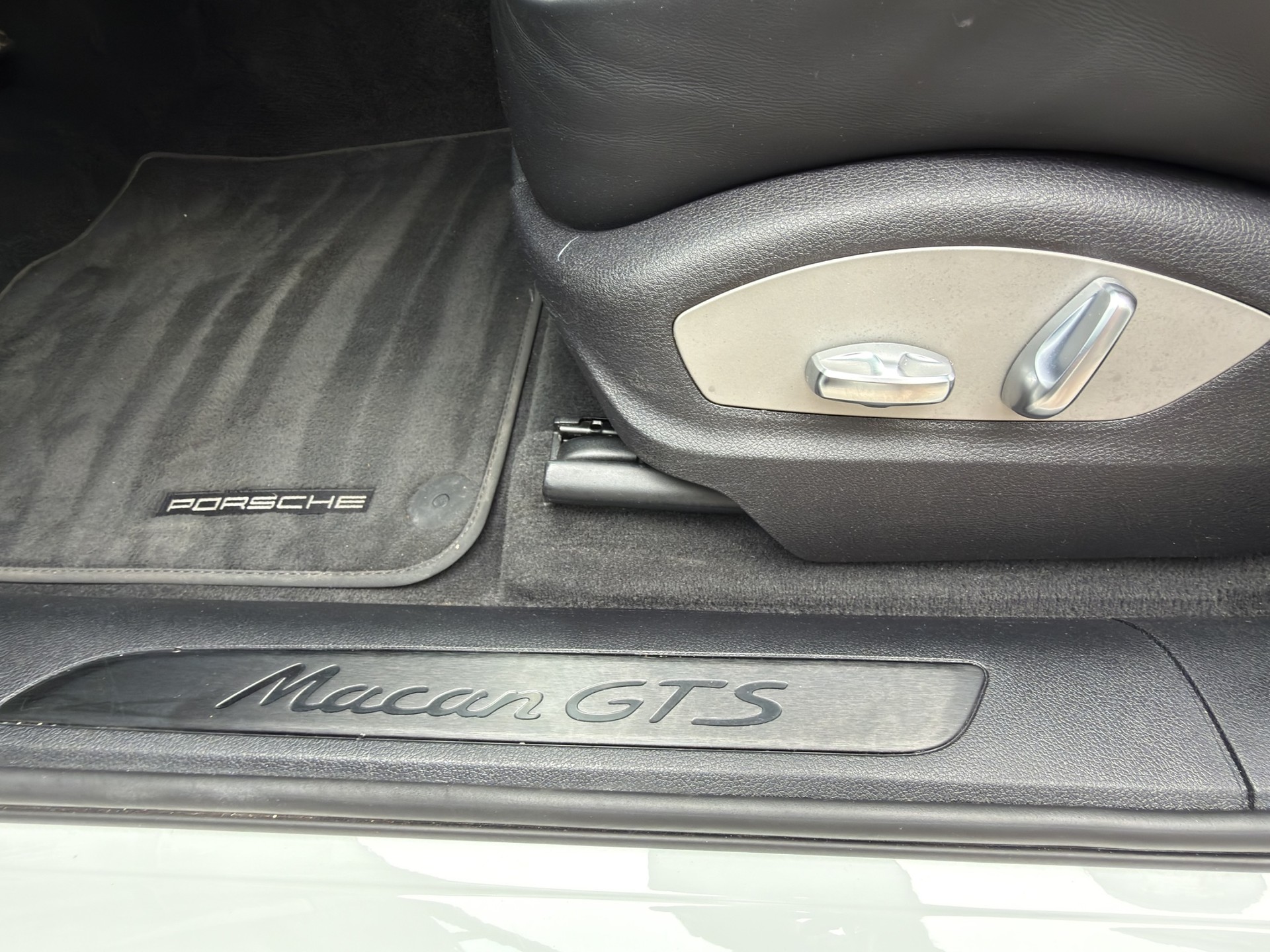 PORSCHE Macan 2.9 V6 GTS-image-10