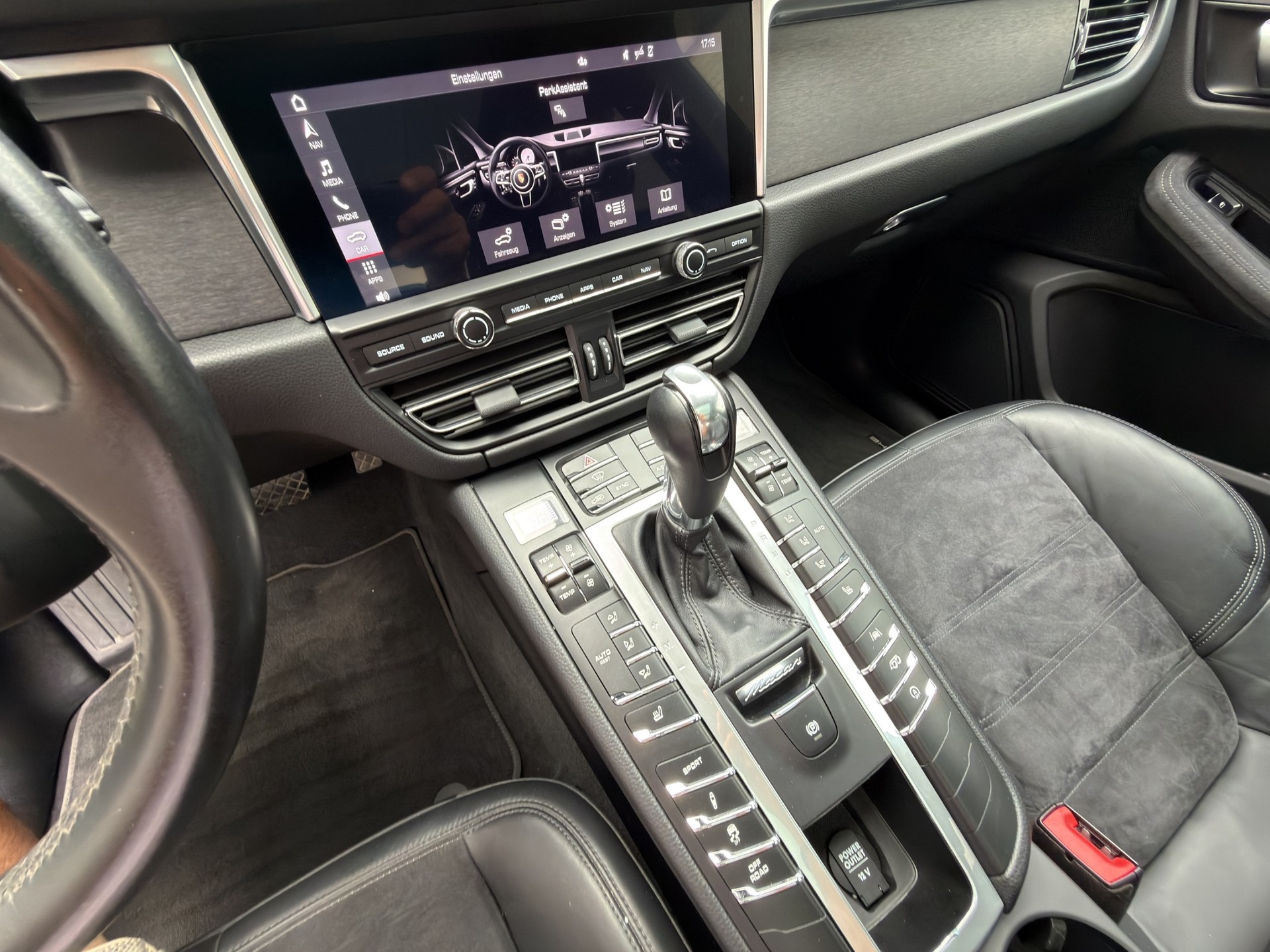 PORSCHE Macan 2.9 V6 GTS-image-19