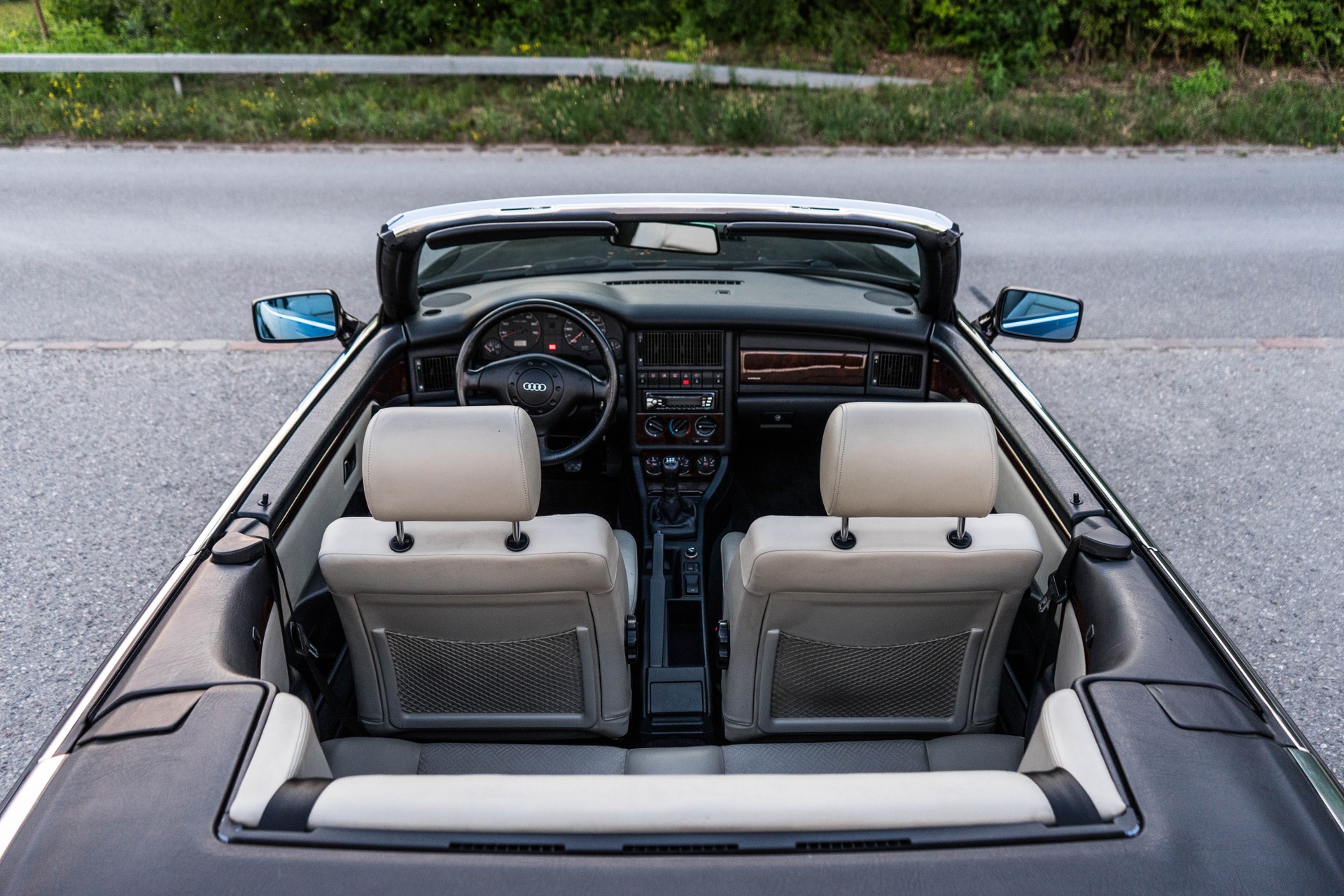 AUDI Cabriolet 2.8 E-image-22