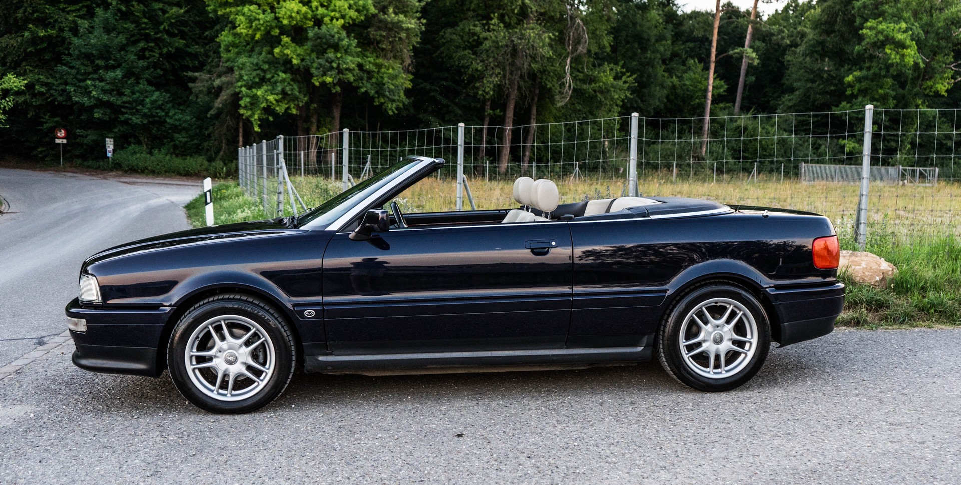 AUDI Cabriolet 2.8 E-image-19