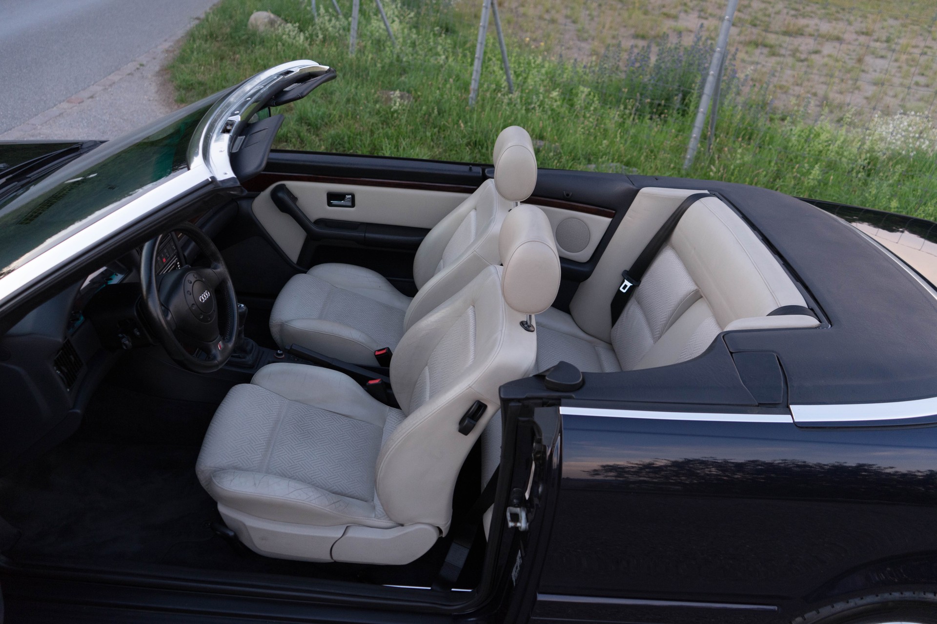 AUDI Cabriolet 2.8 E-image-23
