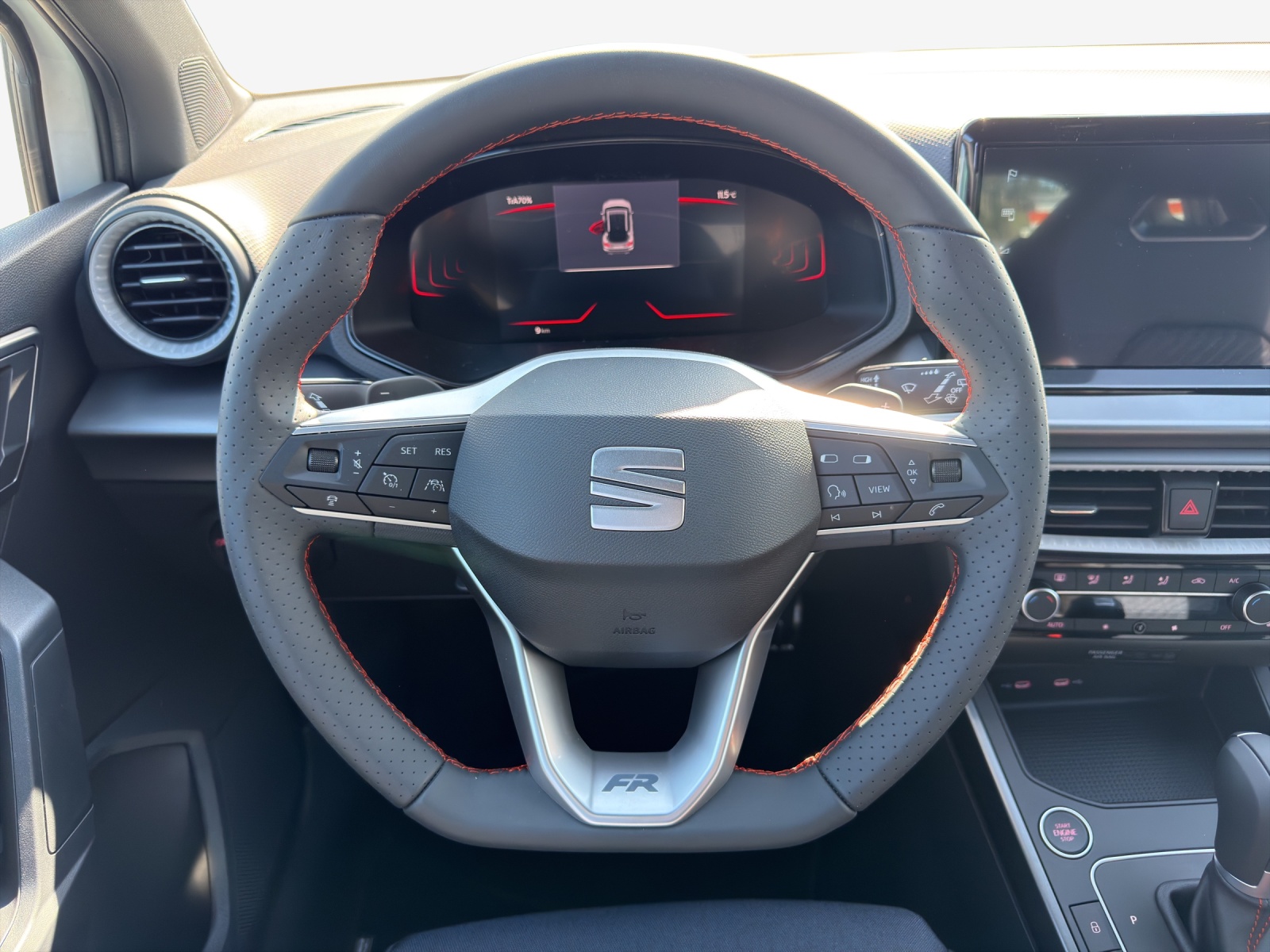 SEAT Arona 1.0 TSI Eco FR DSG-image-9